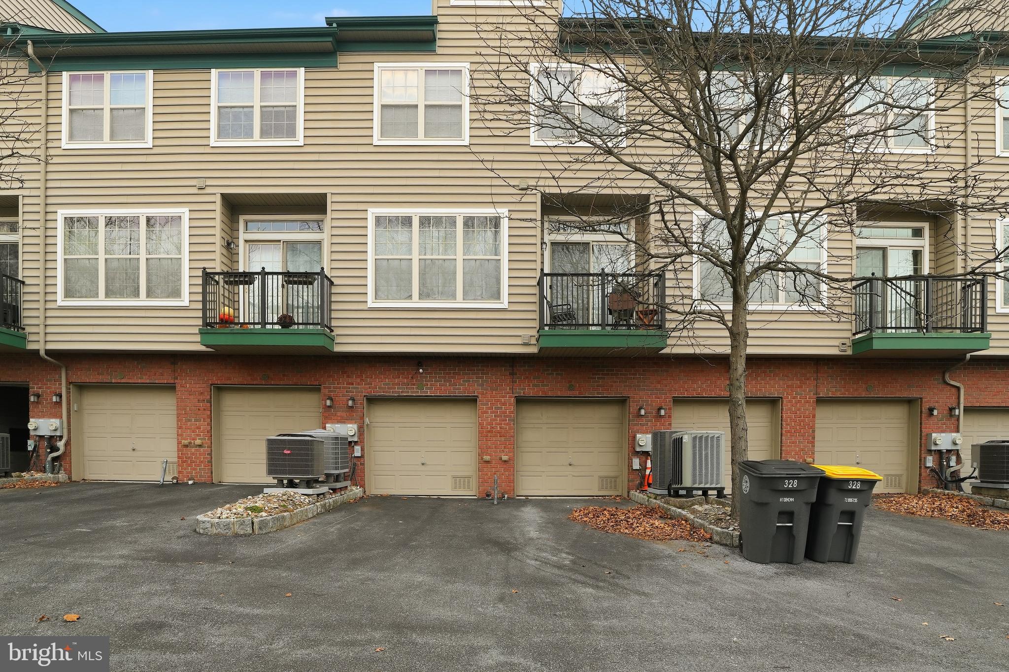 GREEN STREET MEWS - Residential