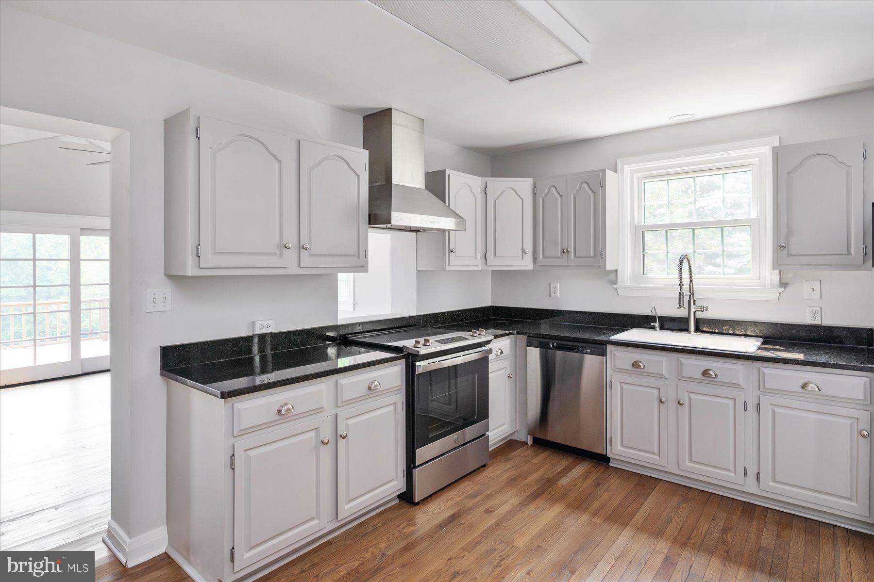 OWINGS MILLS - Residential