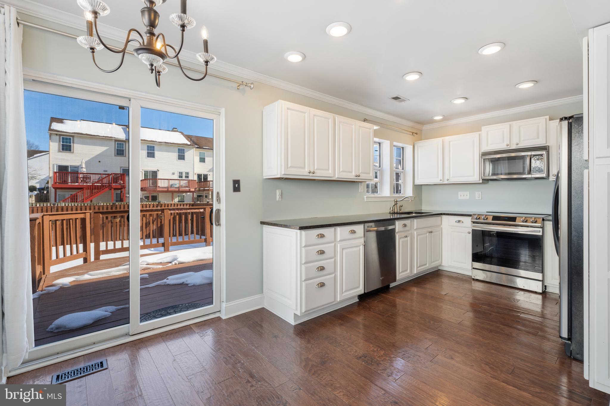 MAJORS CHOICE - Residential