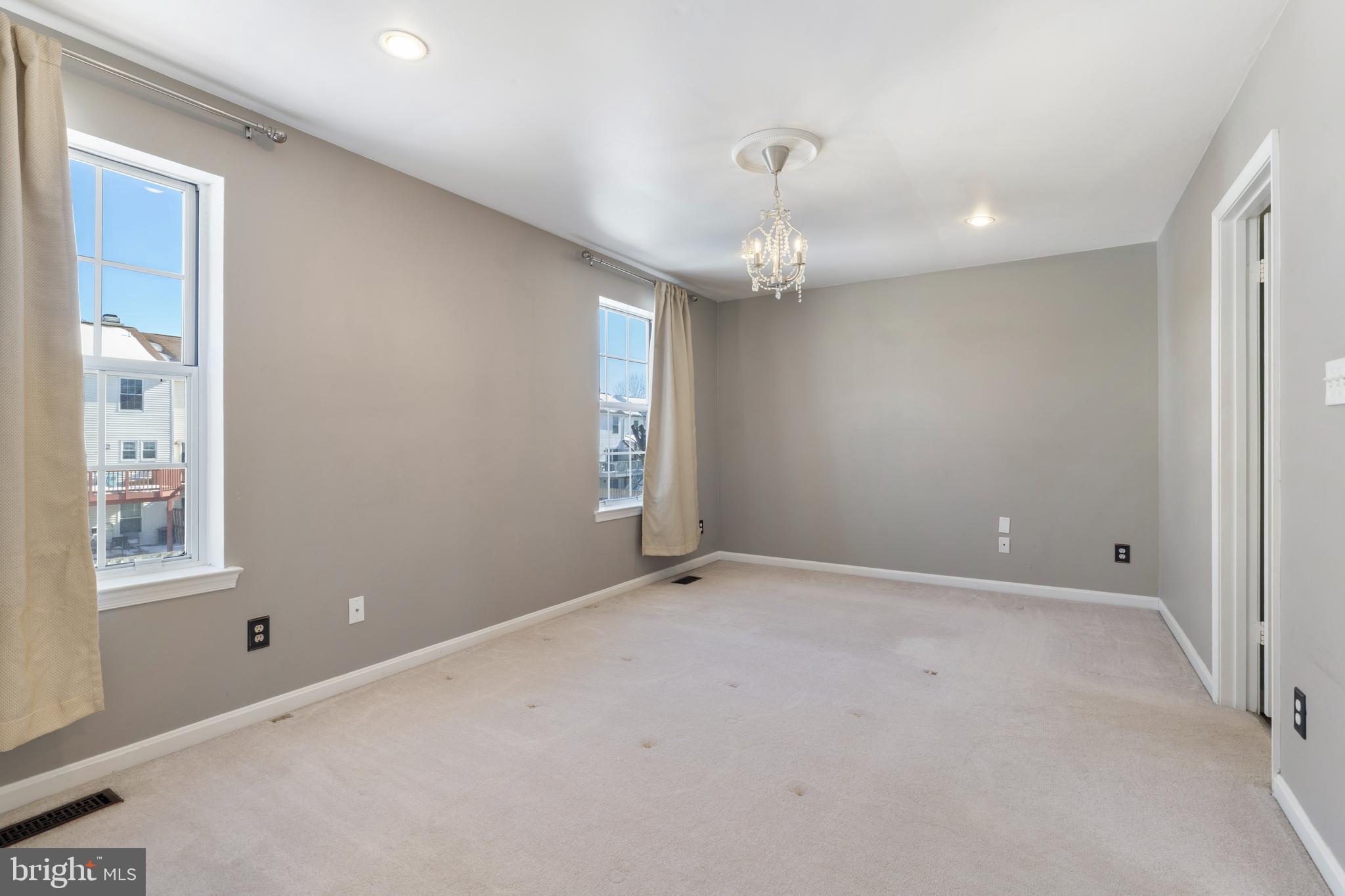 MAJORS CHOICE - Residential