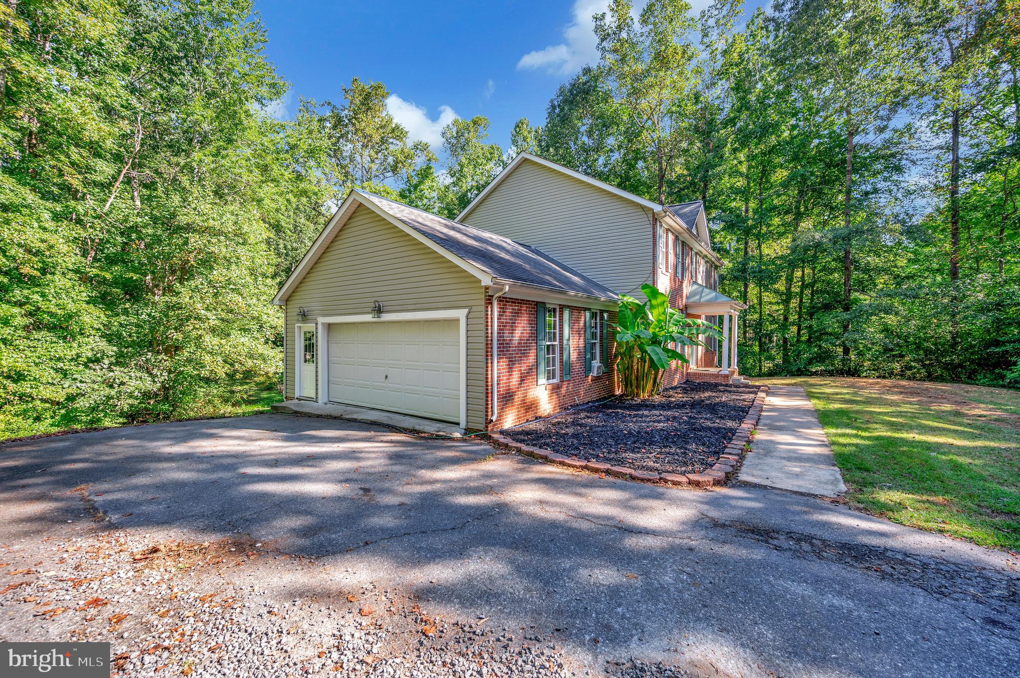 THE LAURELS - Residential