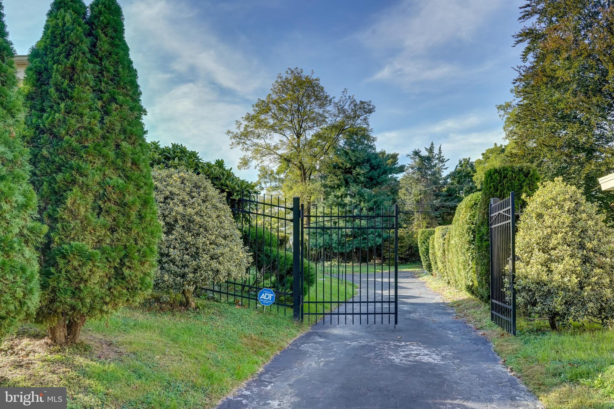 OVERBROOK FARMS - Residential