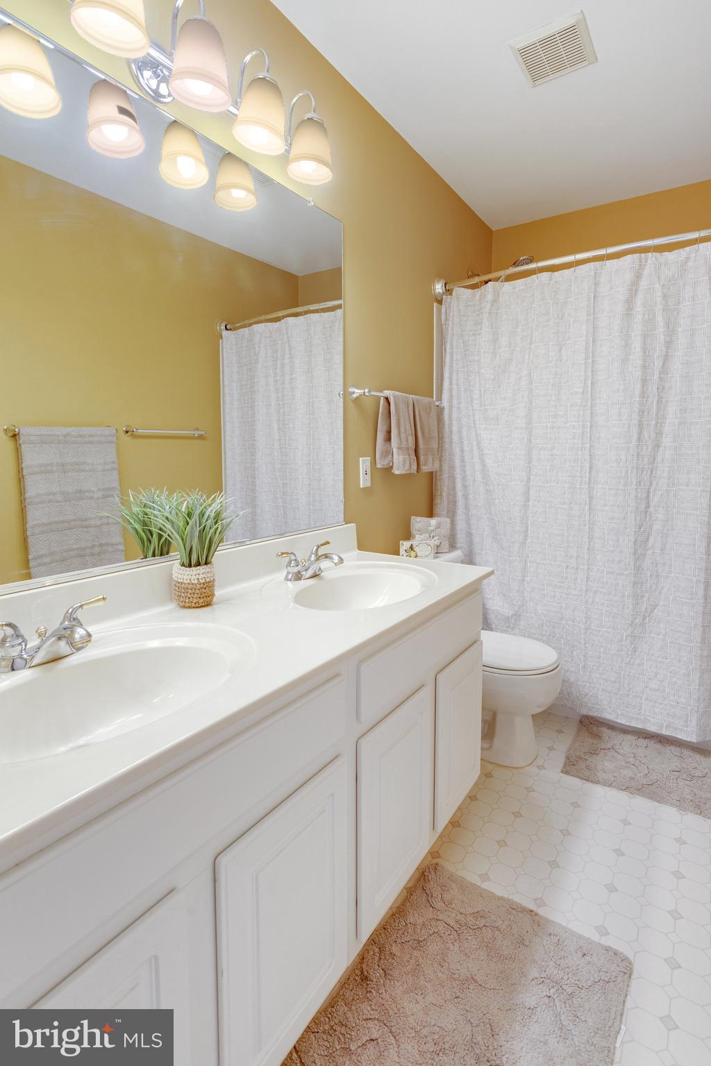 CARDINAL CREST - Residential