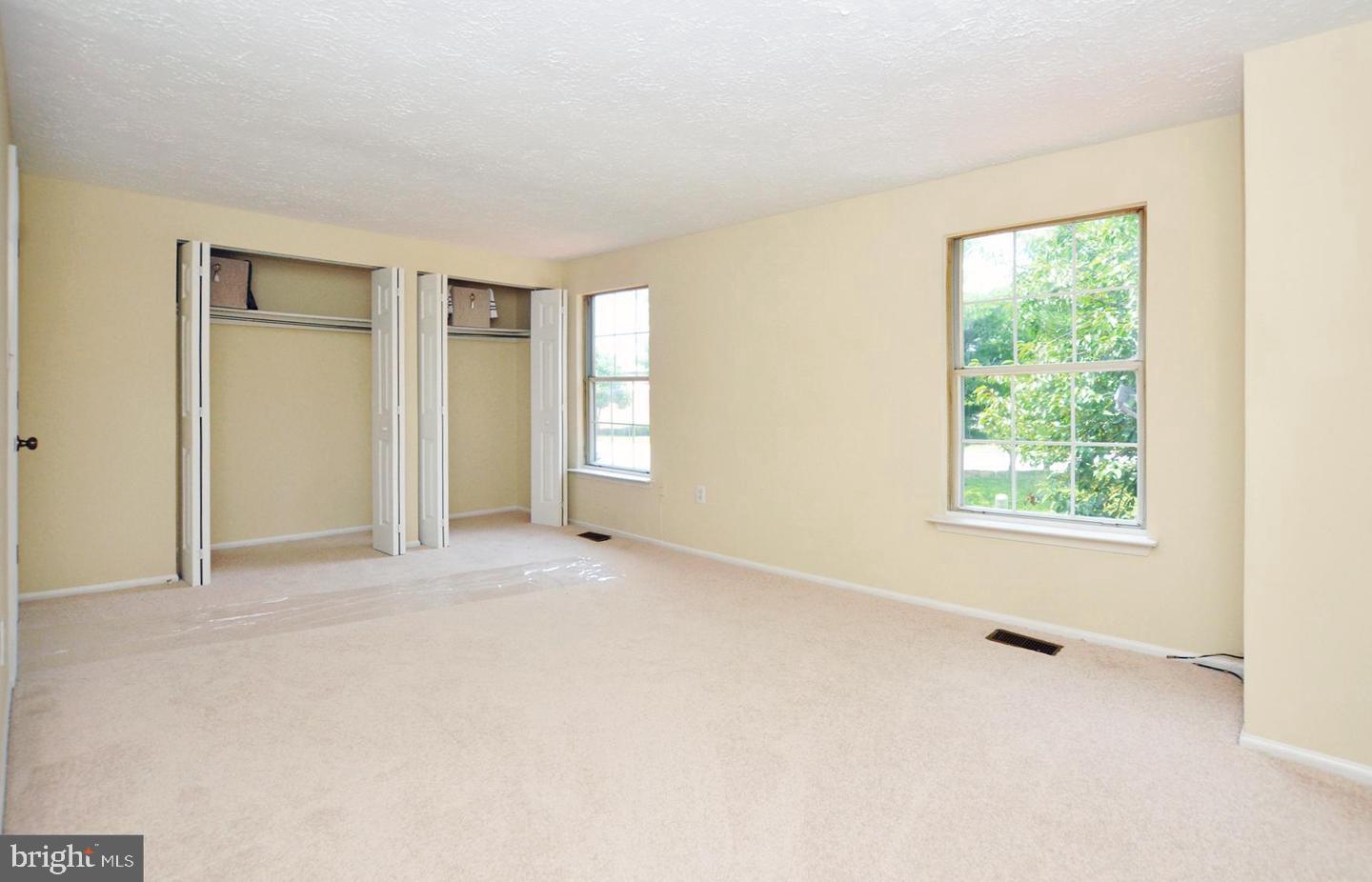 CLINTON PLAZA TOWNHOUSES - Residential