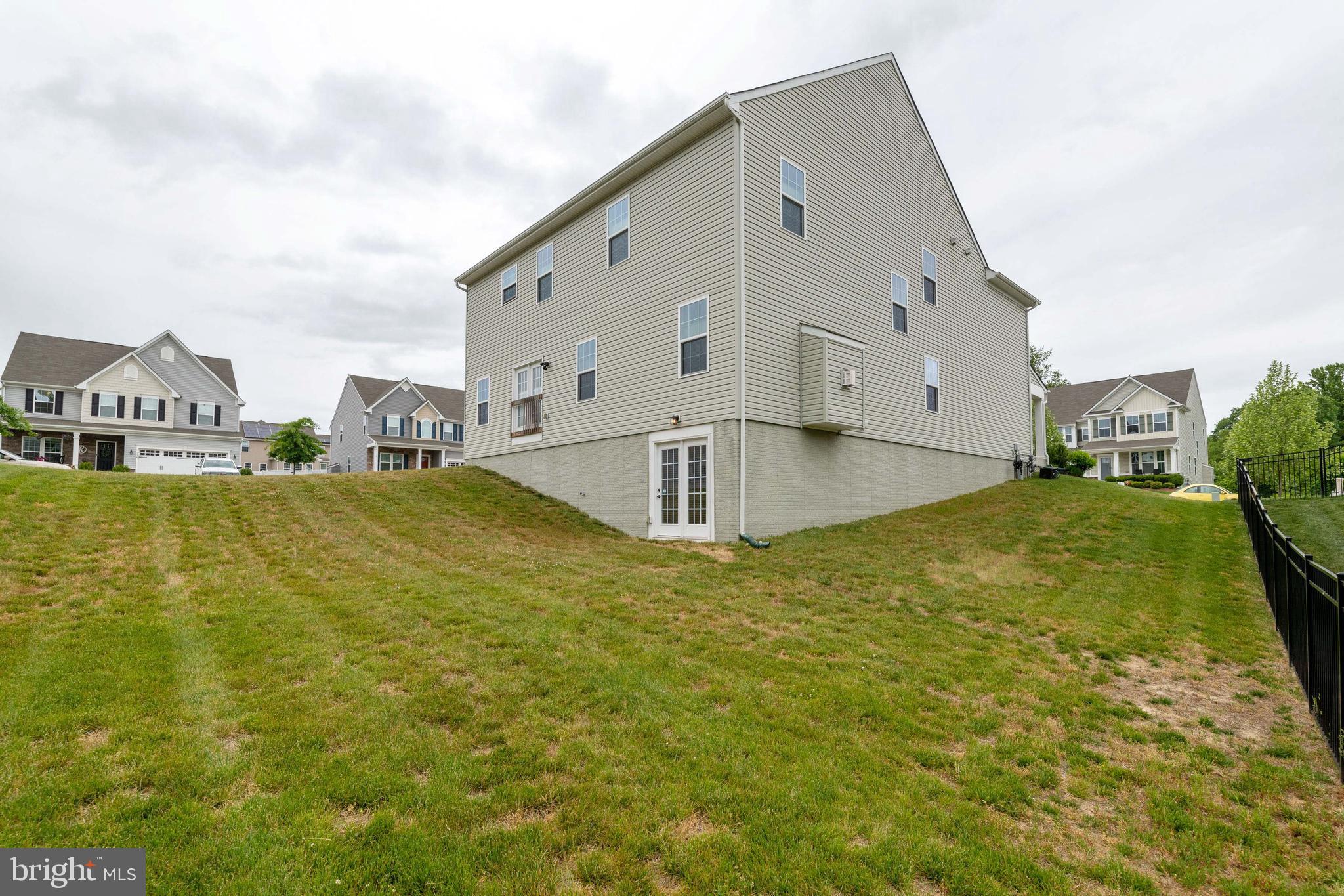 EAGLES REST - Residential