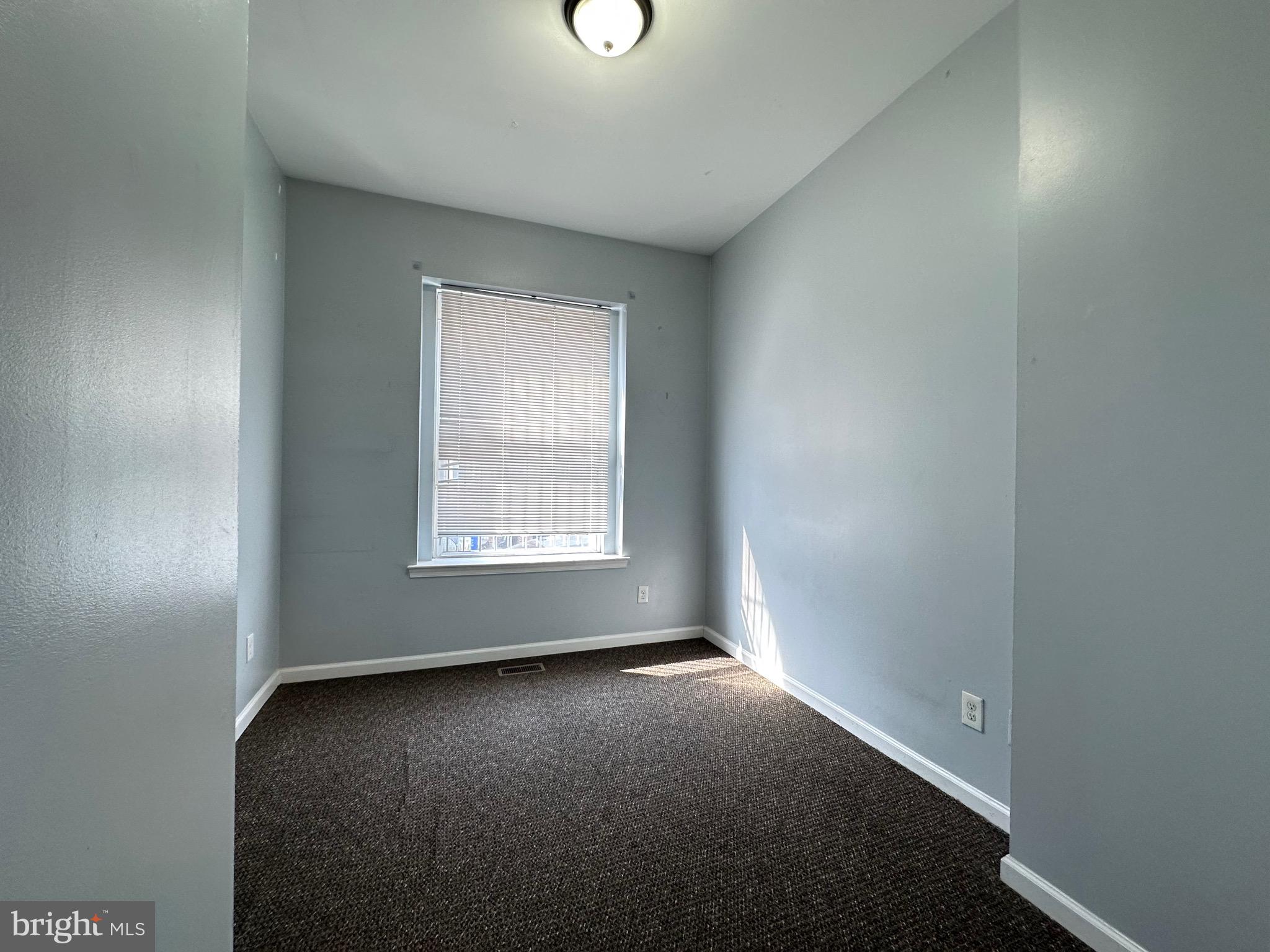 1835 N BOUVIER STREET