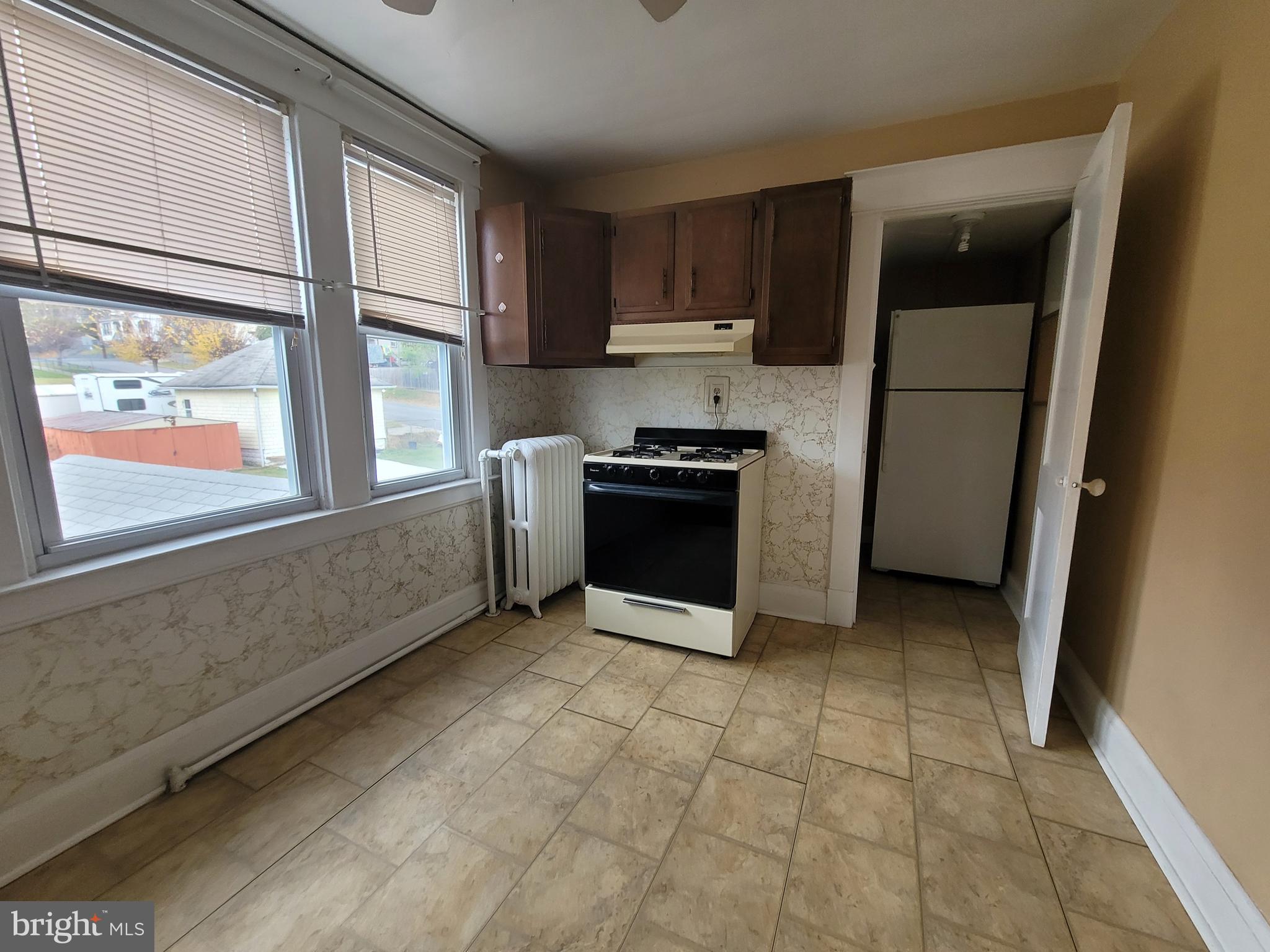 OVERLEA - Residential Lease
