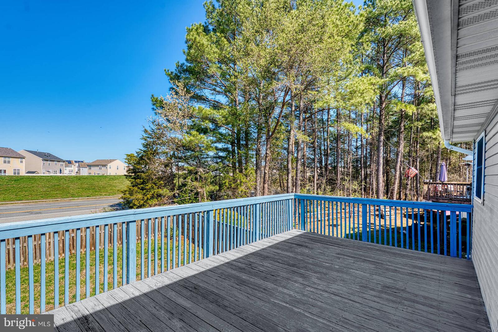 WESTBURY - Residential