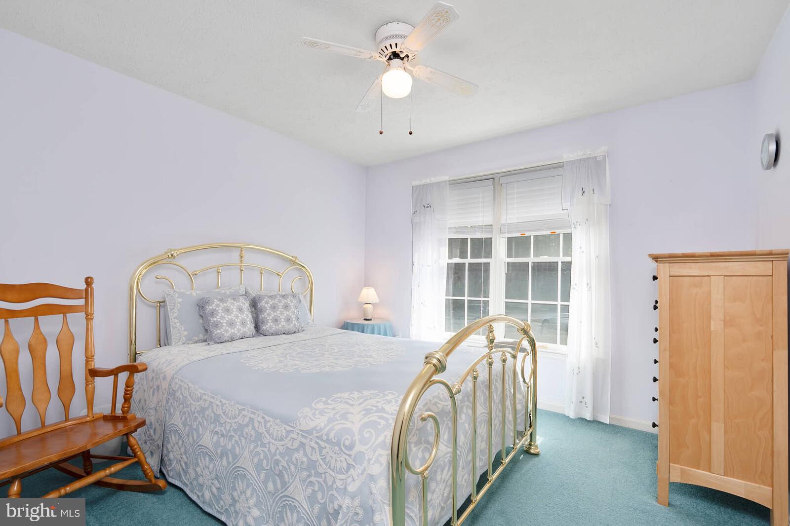 WESTBURY - Residential