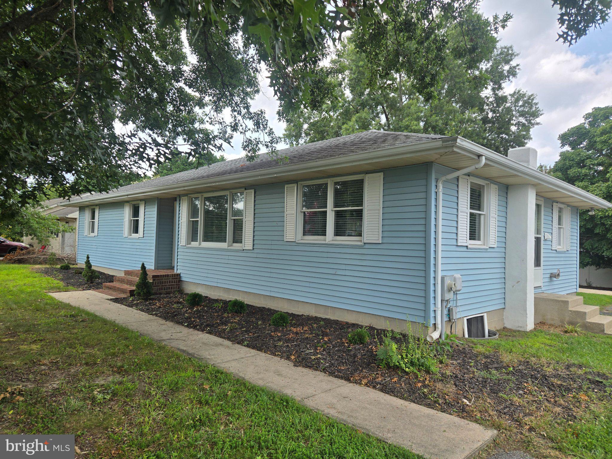 30909 BUTTONWOOD DRIVE