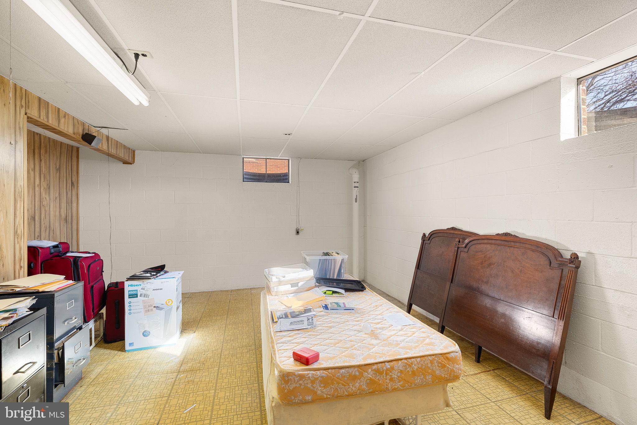 HILLDALE - Residential