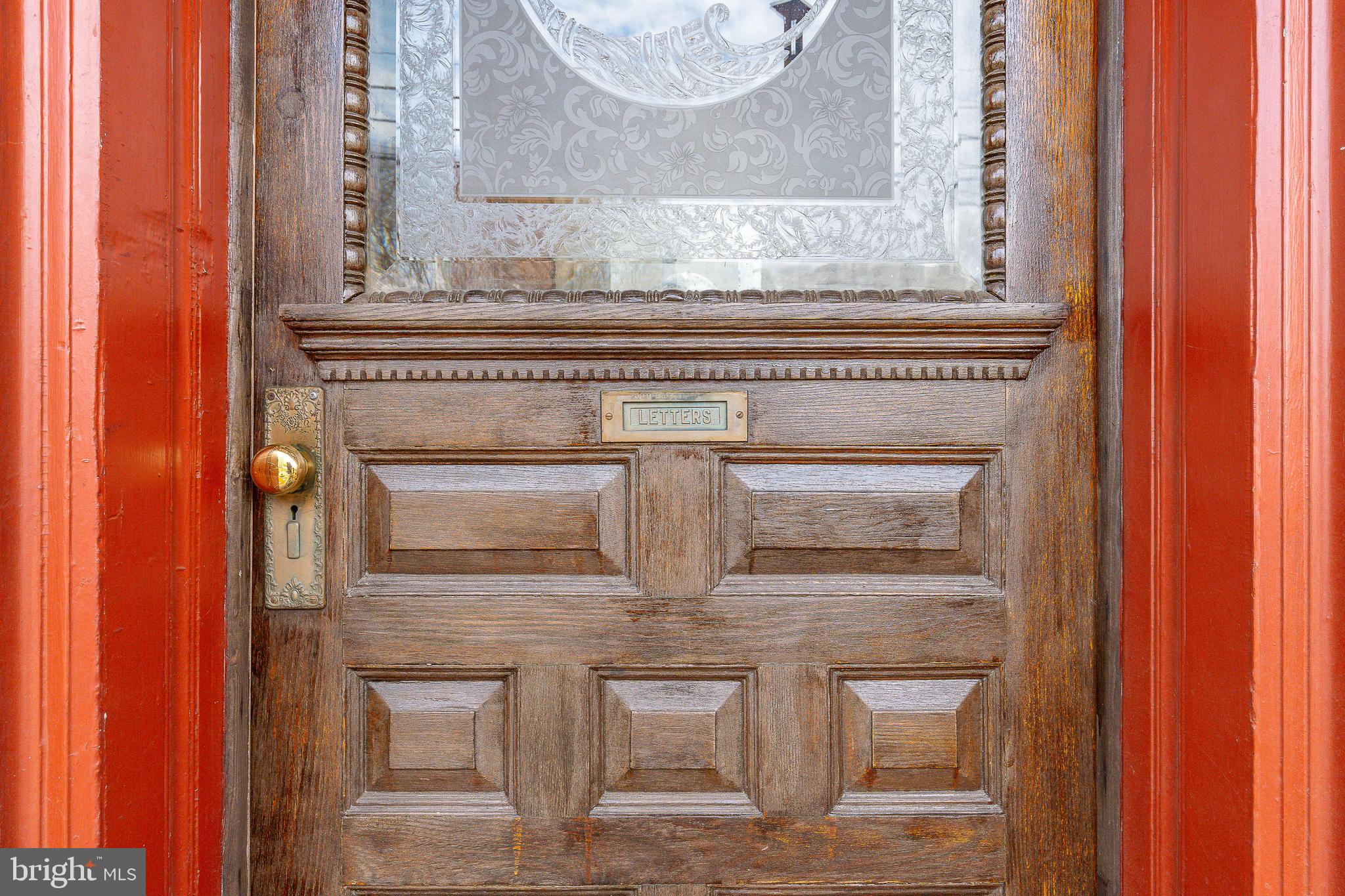 551 LEVERINGTON AVENUE