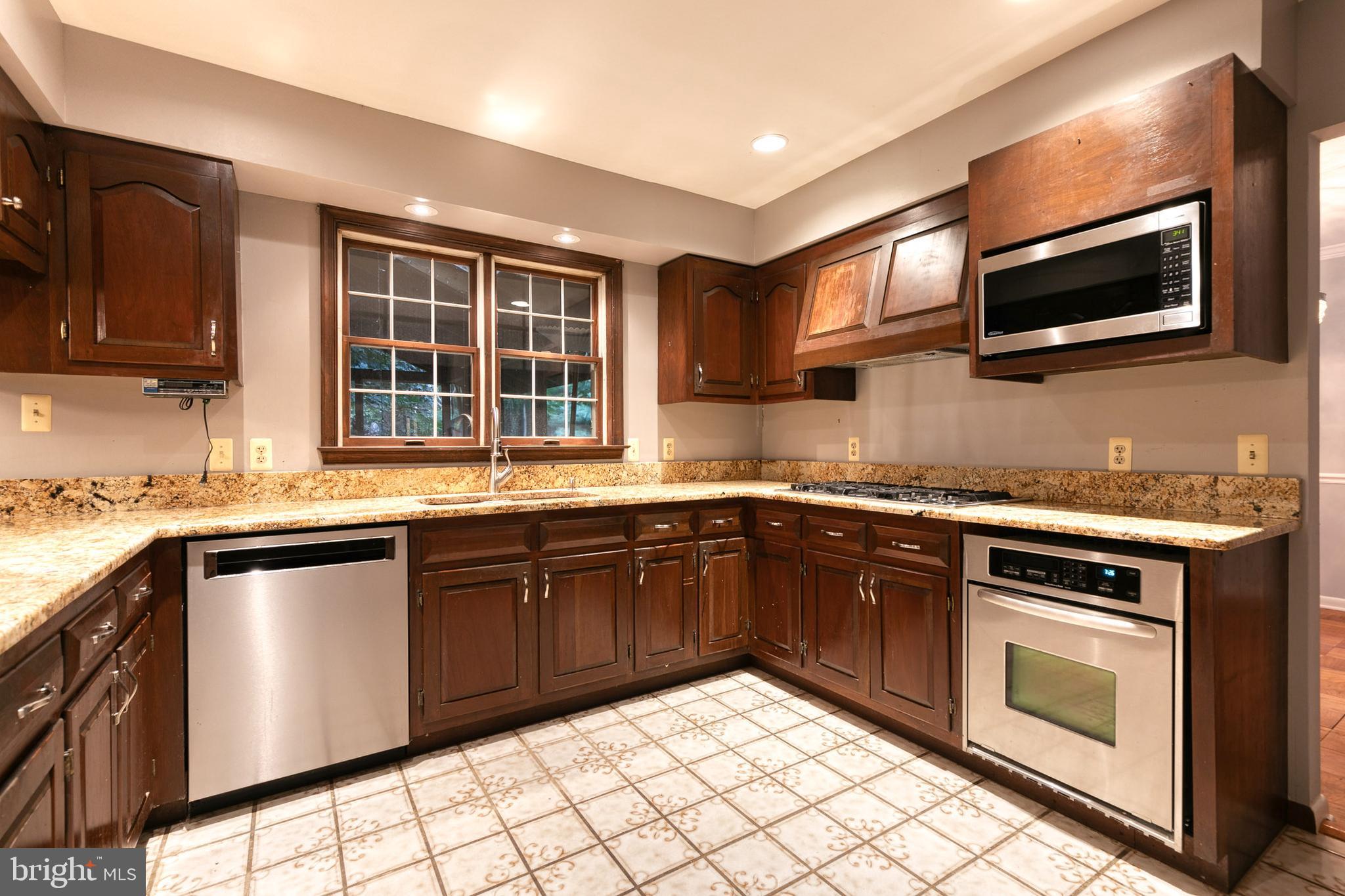 GWENLEE ESTATES - Residential