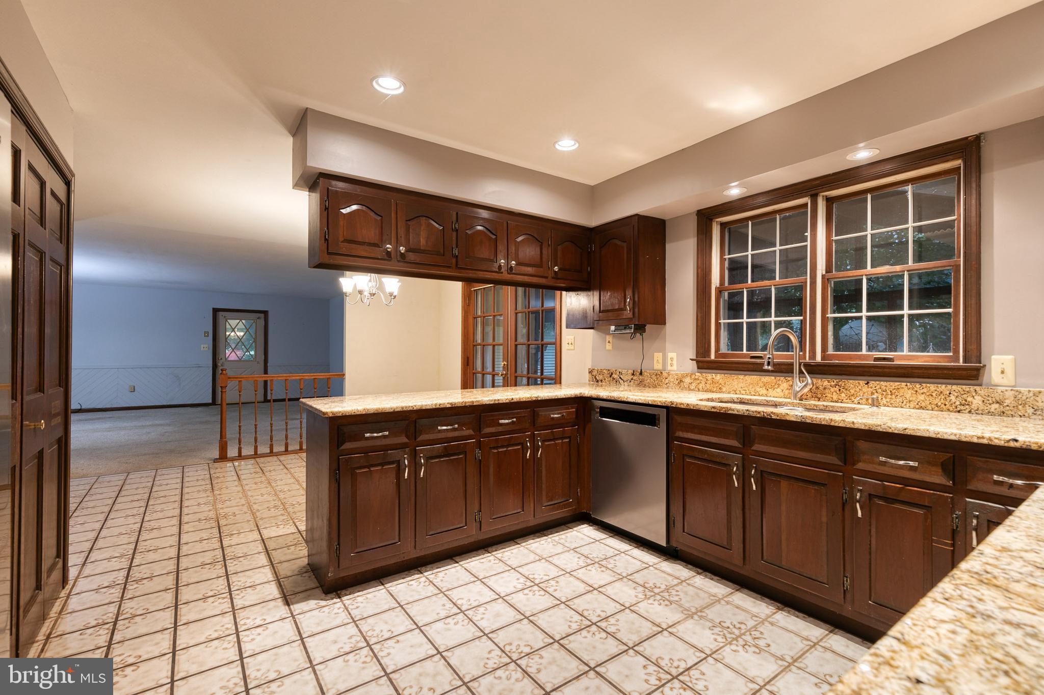 GWENLEE ESTATES - Residential