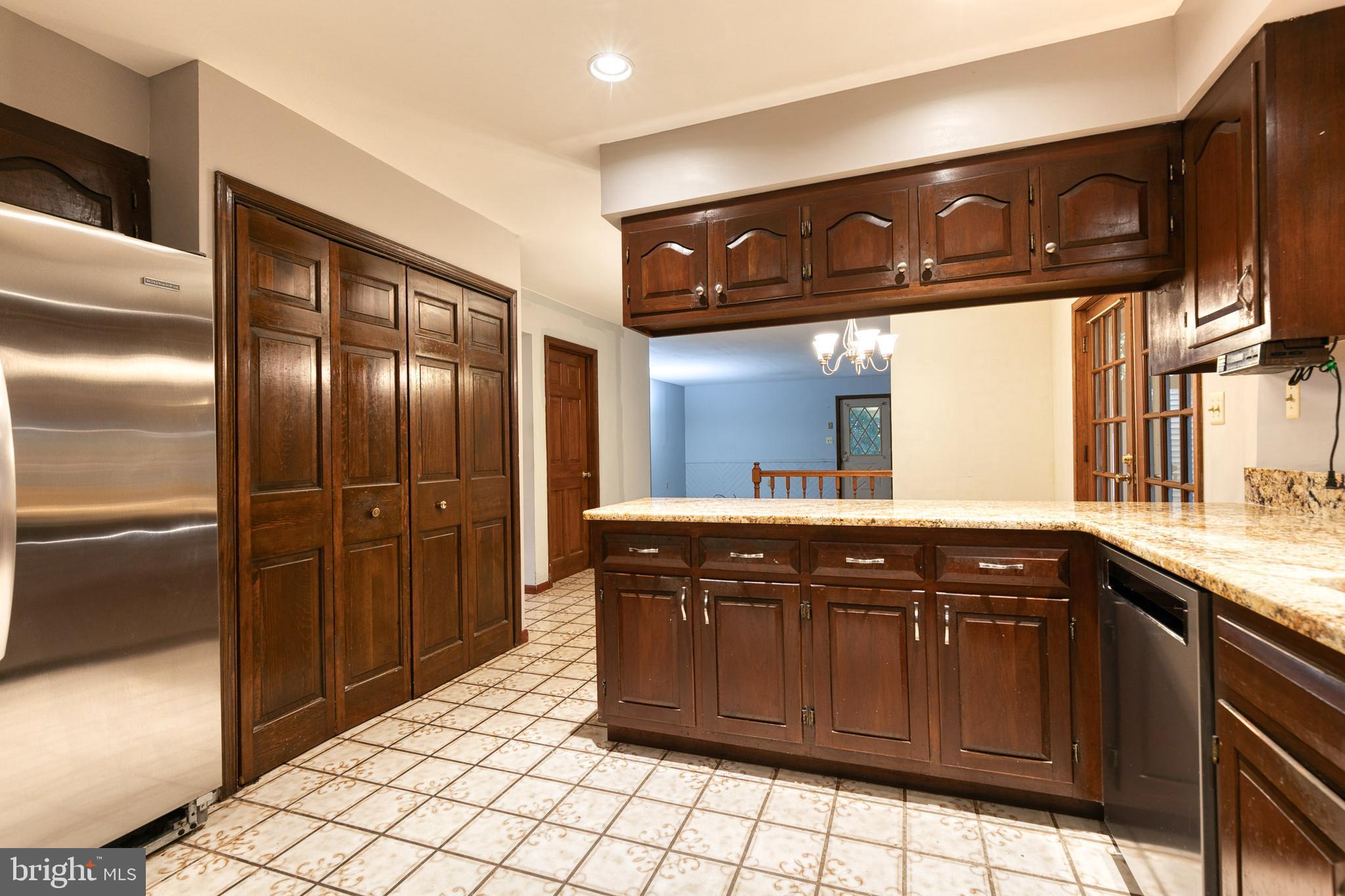 GWENLEE ESTATES - Residential