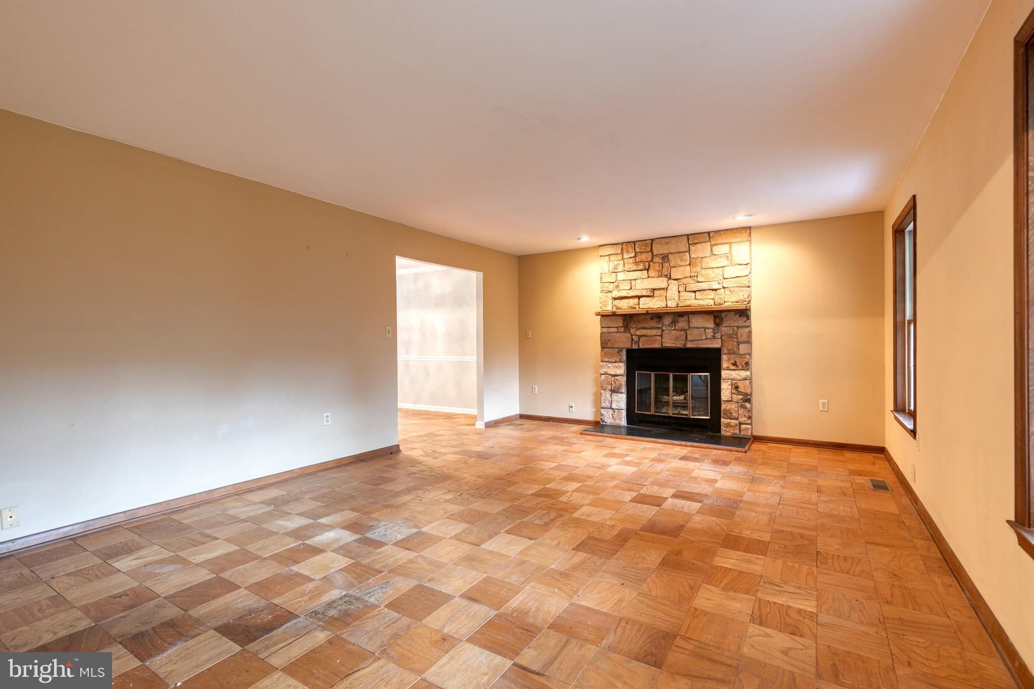 GWENLEE ESTATES - Residential