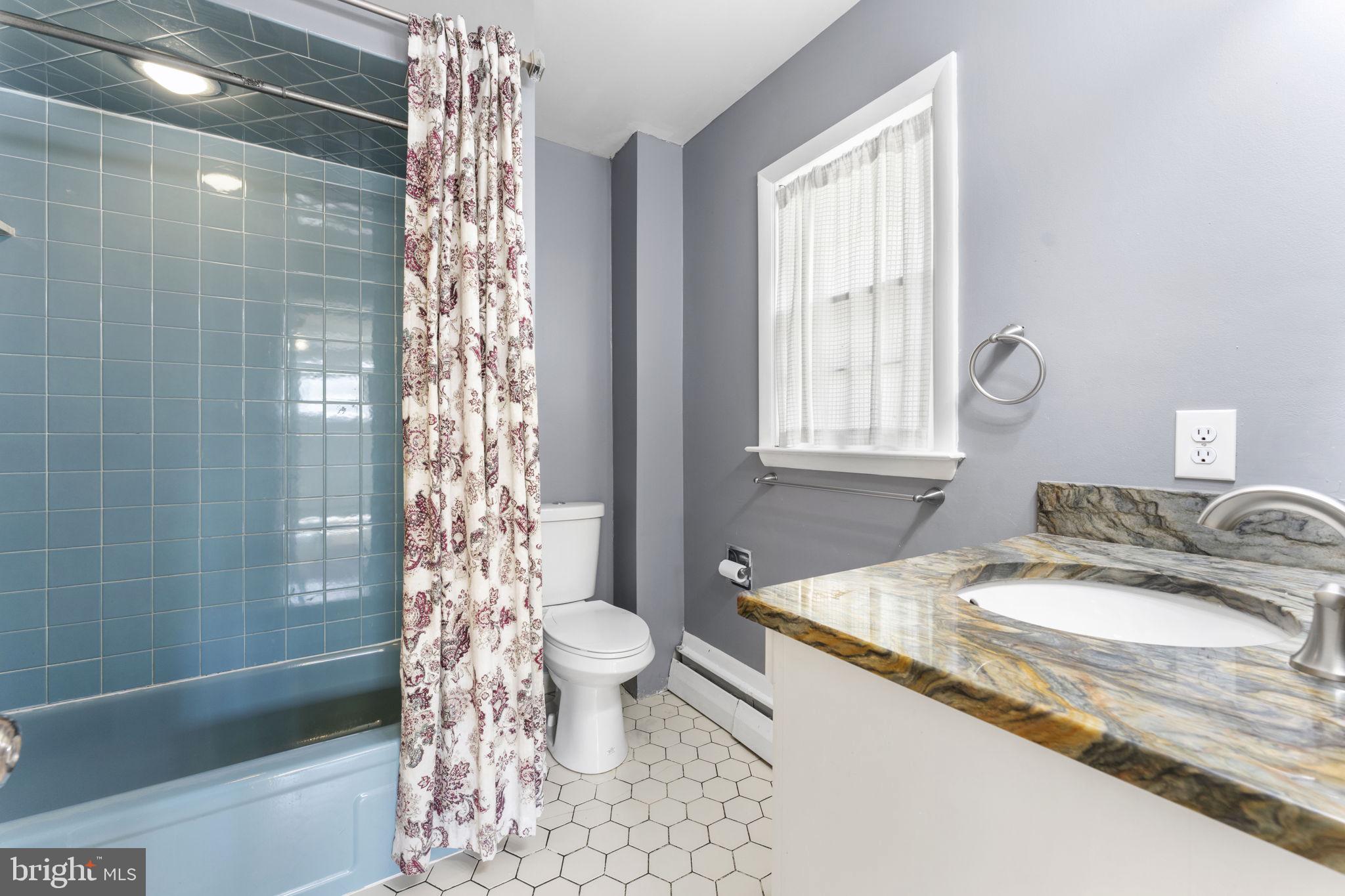 PAOLI GARDENS - Residential