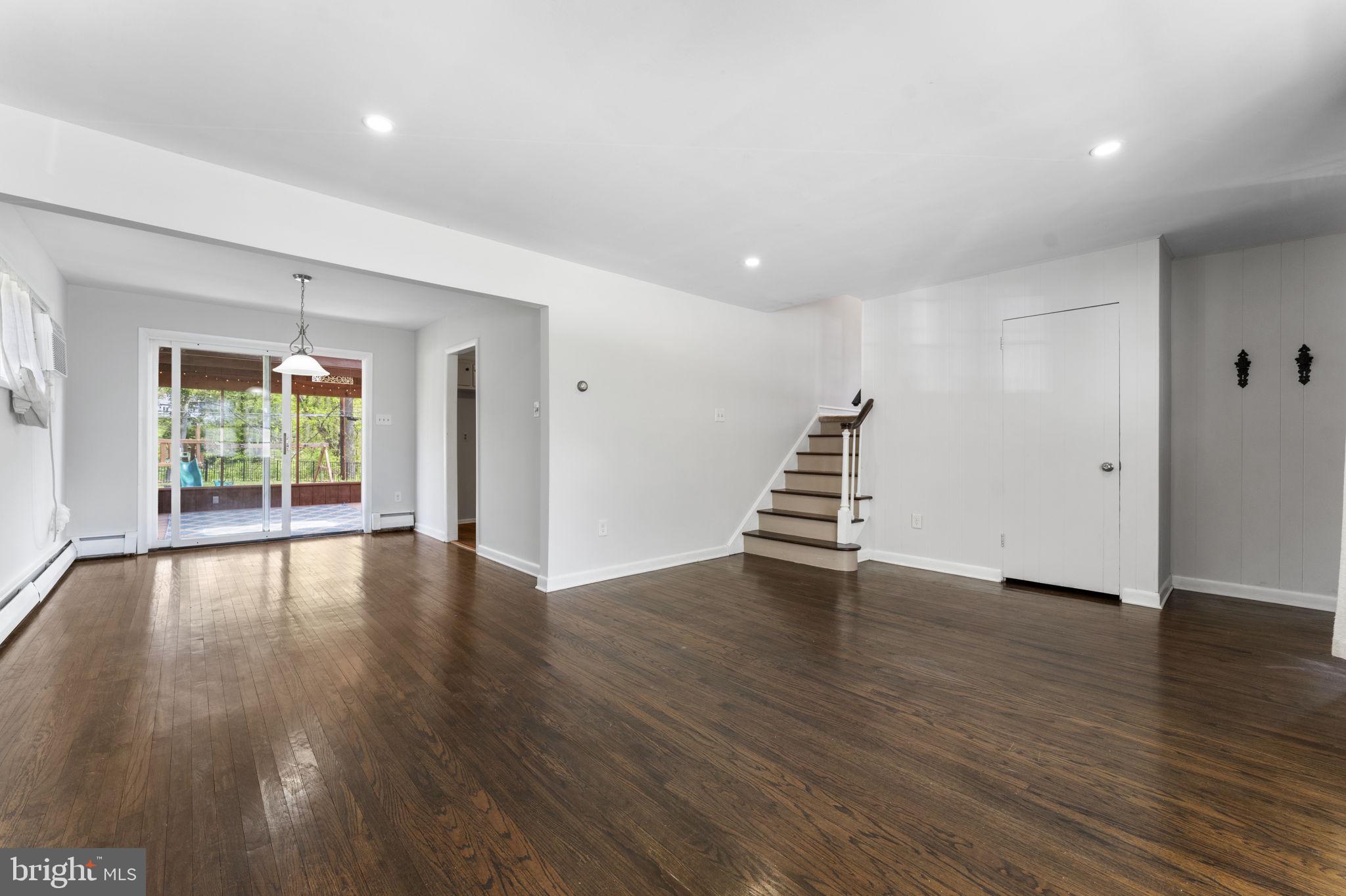 PAOLI GARDENS - Residential