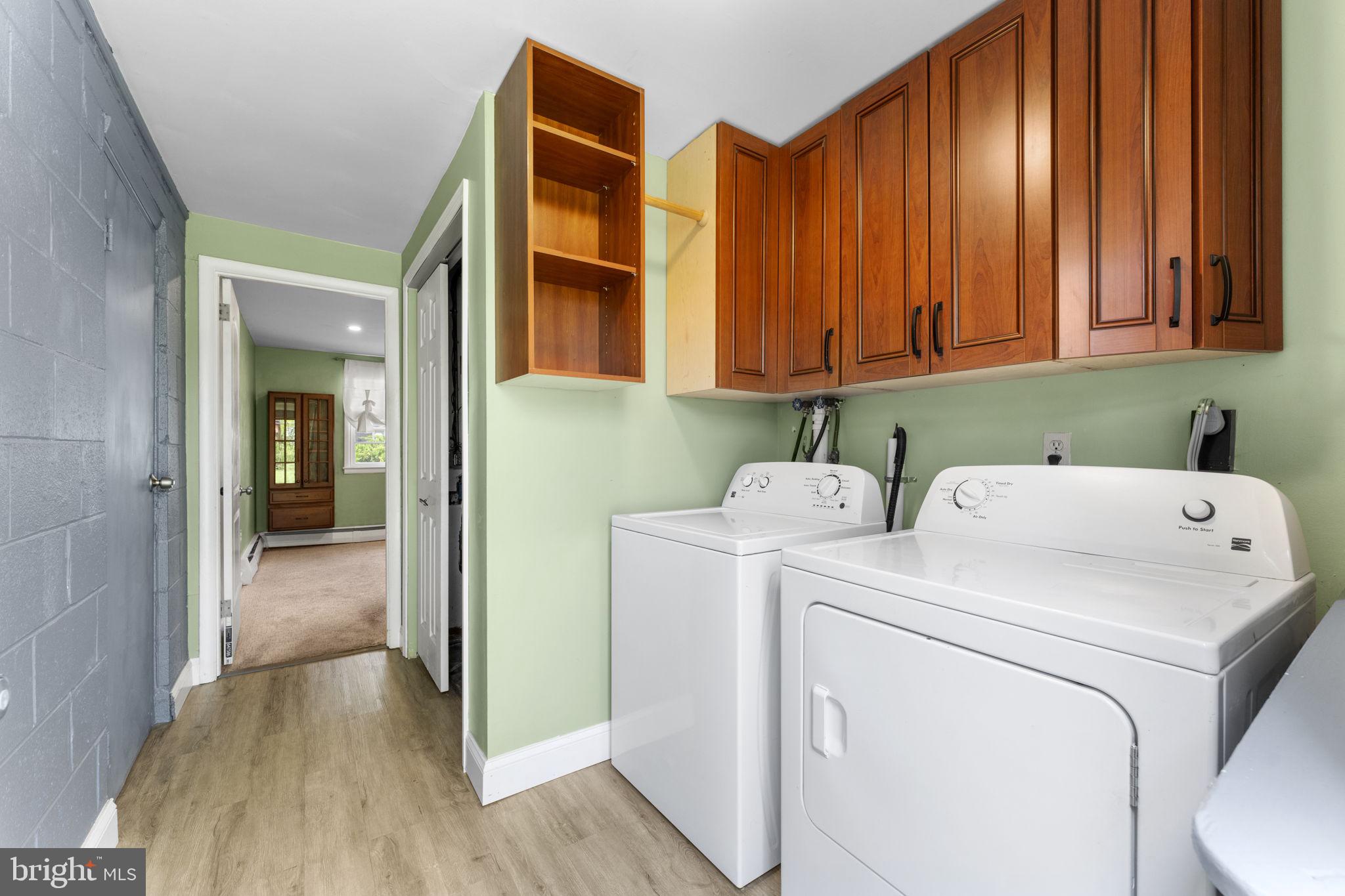 PAOLI GARDENS - Residential