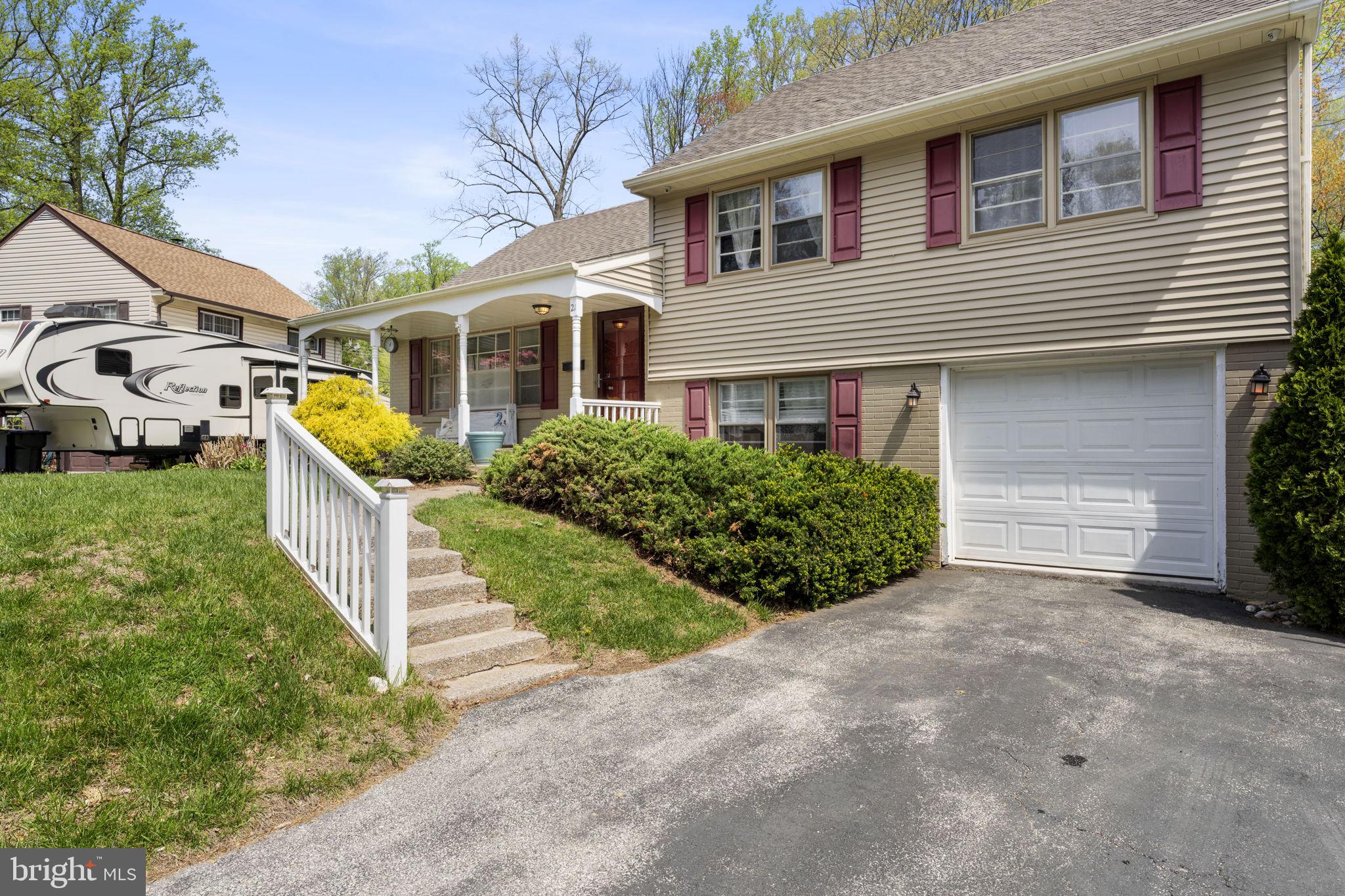 PAOLI GARDENS - Residential