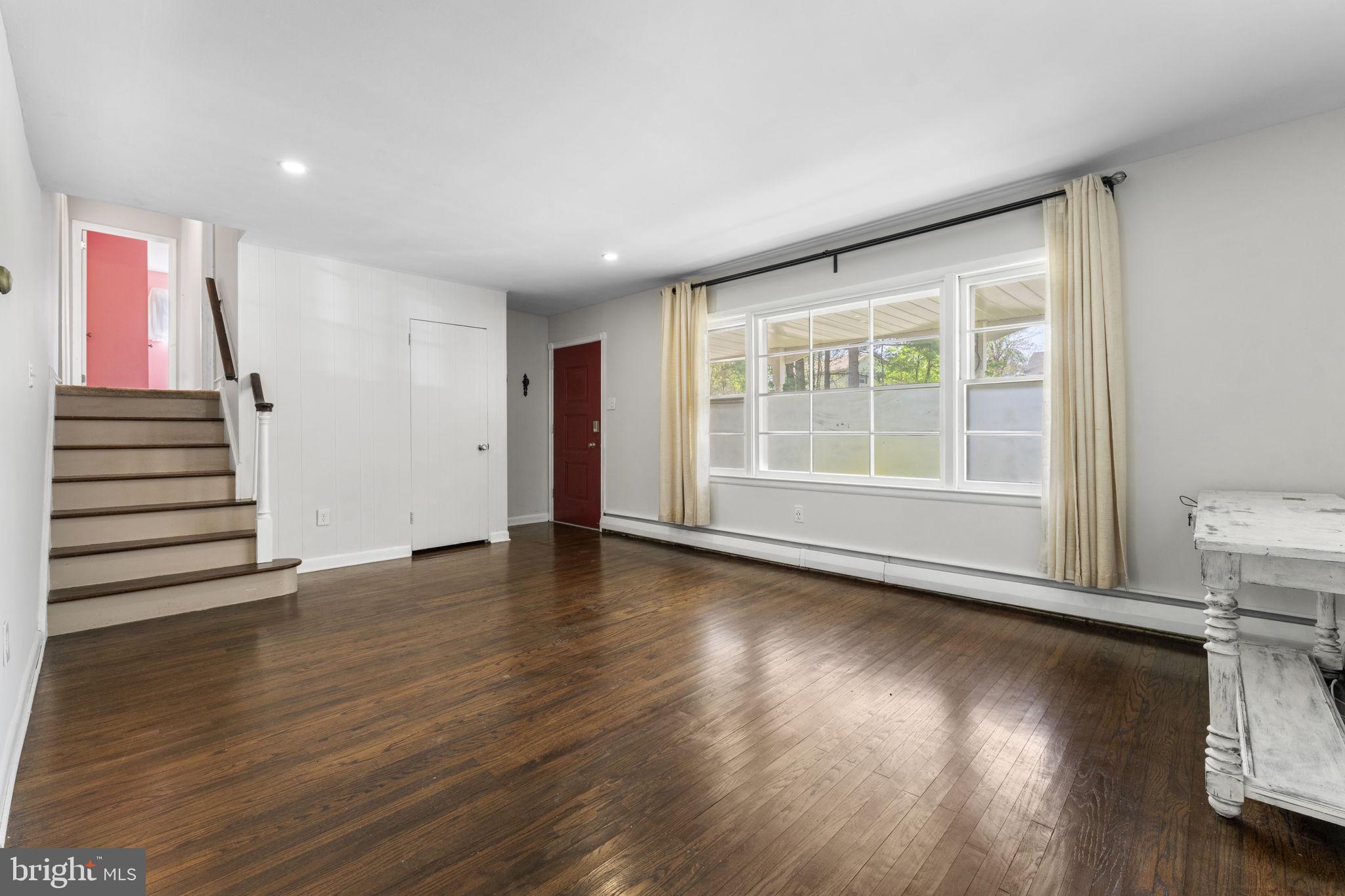 PAOLI GARDENS - Residential