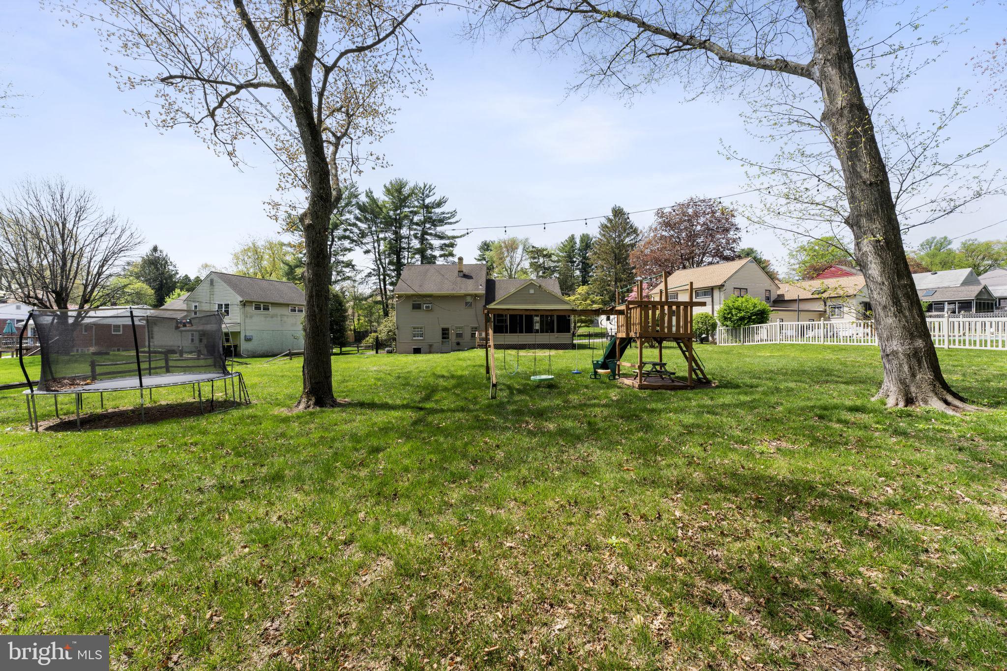 PAOLI GARDENS - Residential