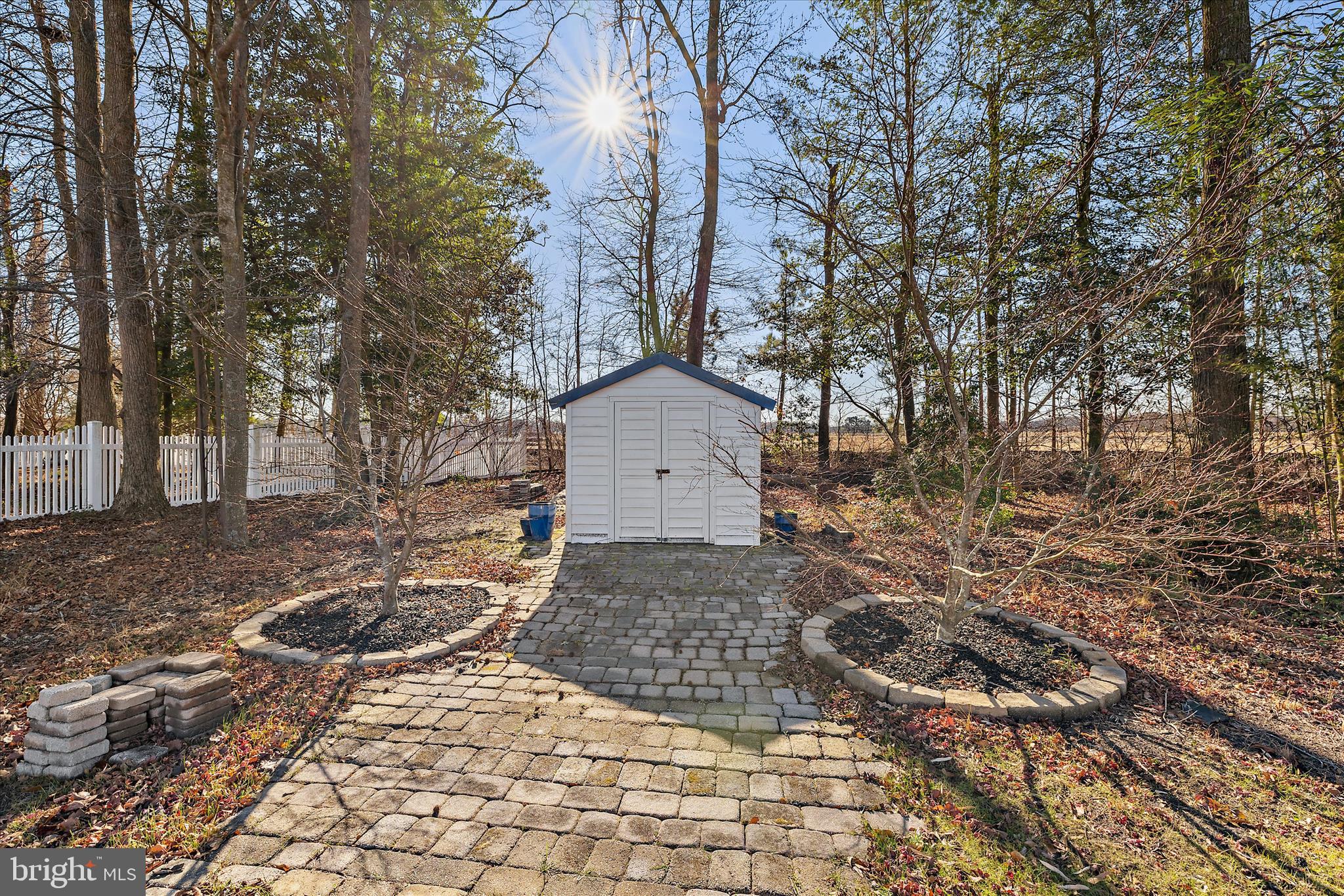 OAKMONT ESTATES - Residential