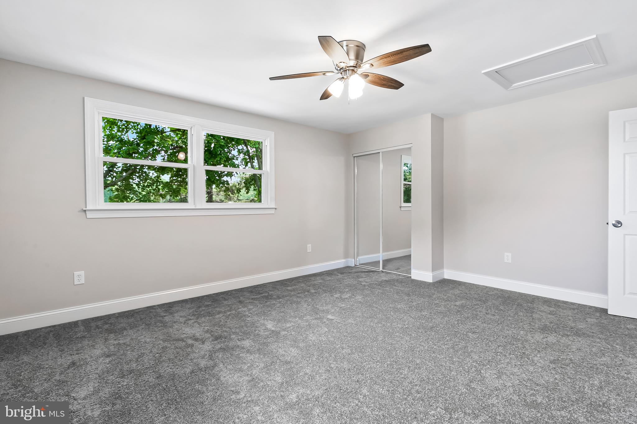 RANDOM HEIGHTS - Residential