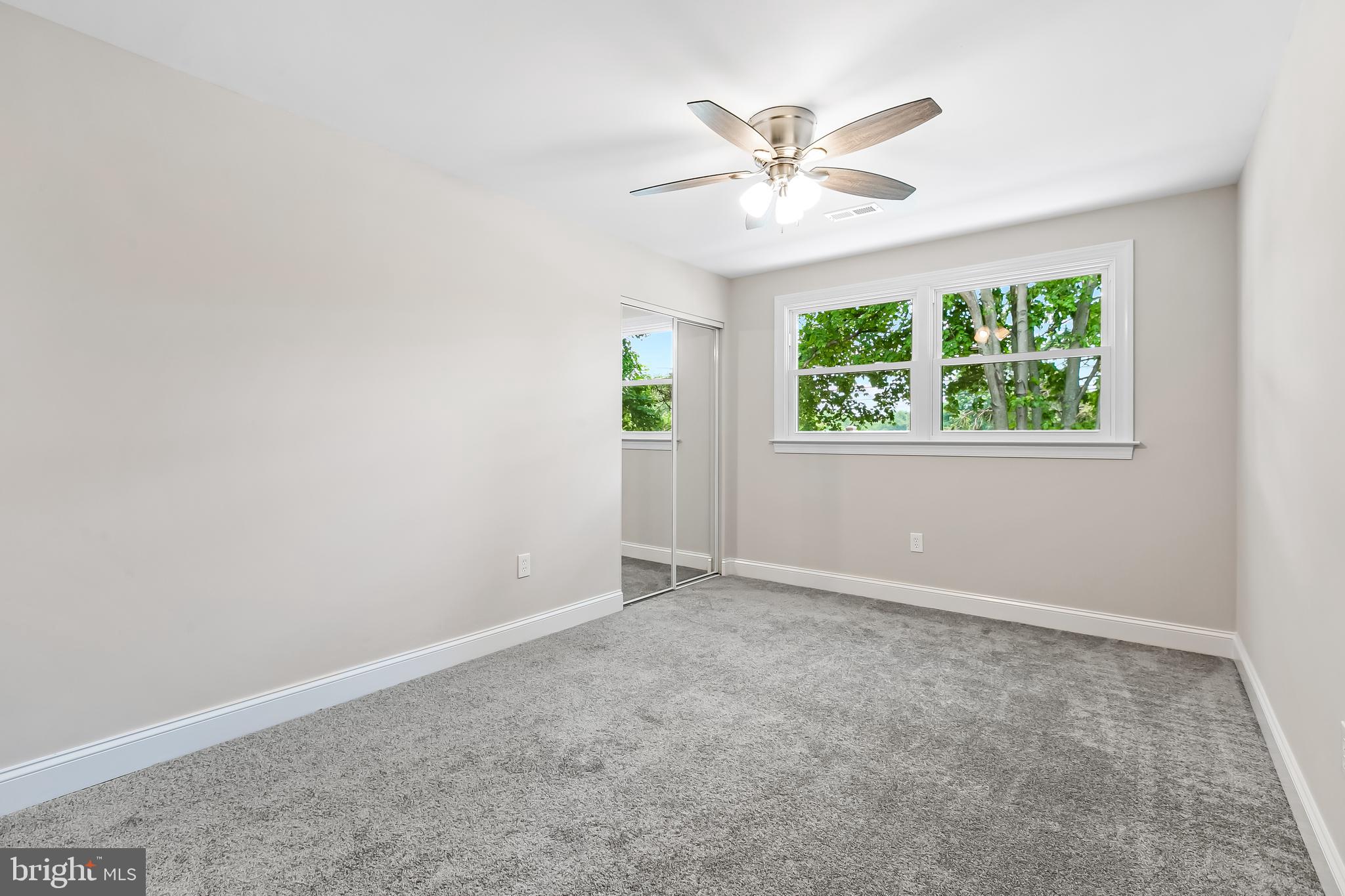 RANDOM HEIGHTS - Residential