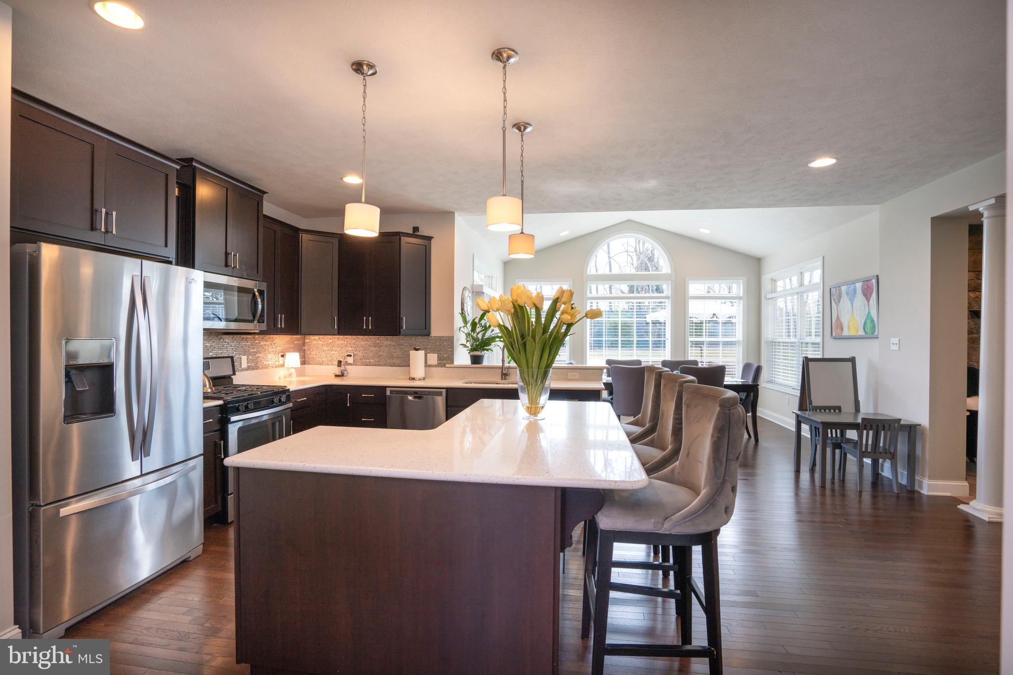 1735 WOODLEDGE DRIVE