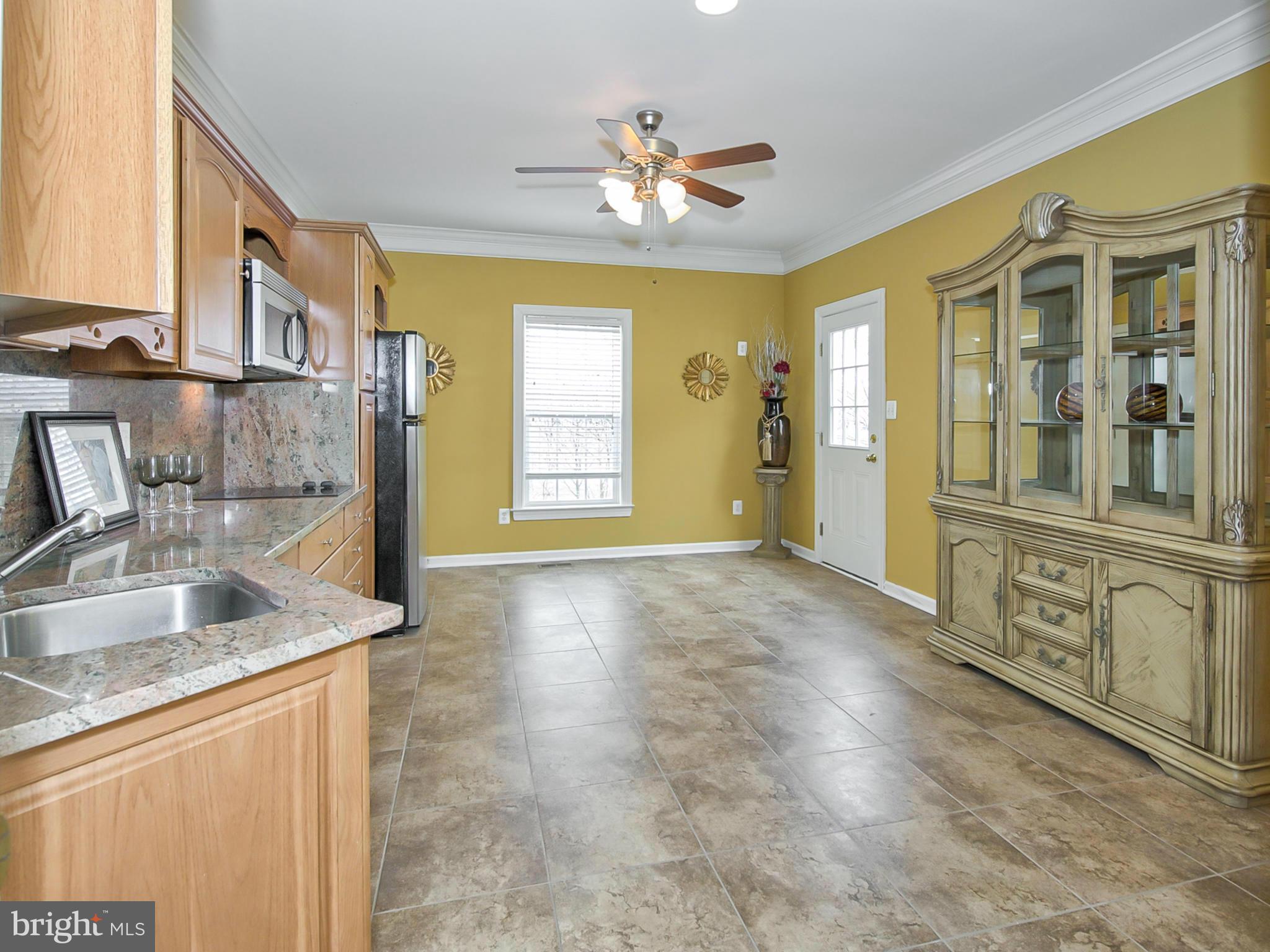 ADAMSTOWN COMMONS - Residential