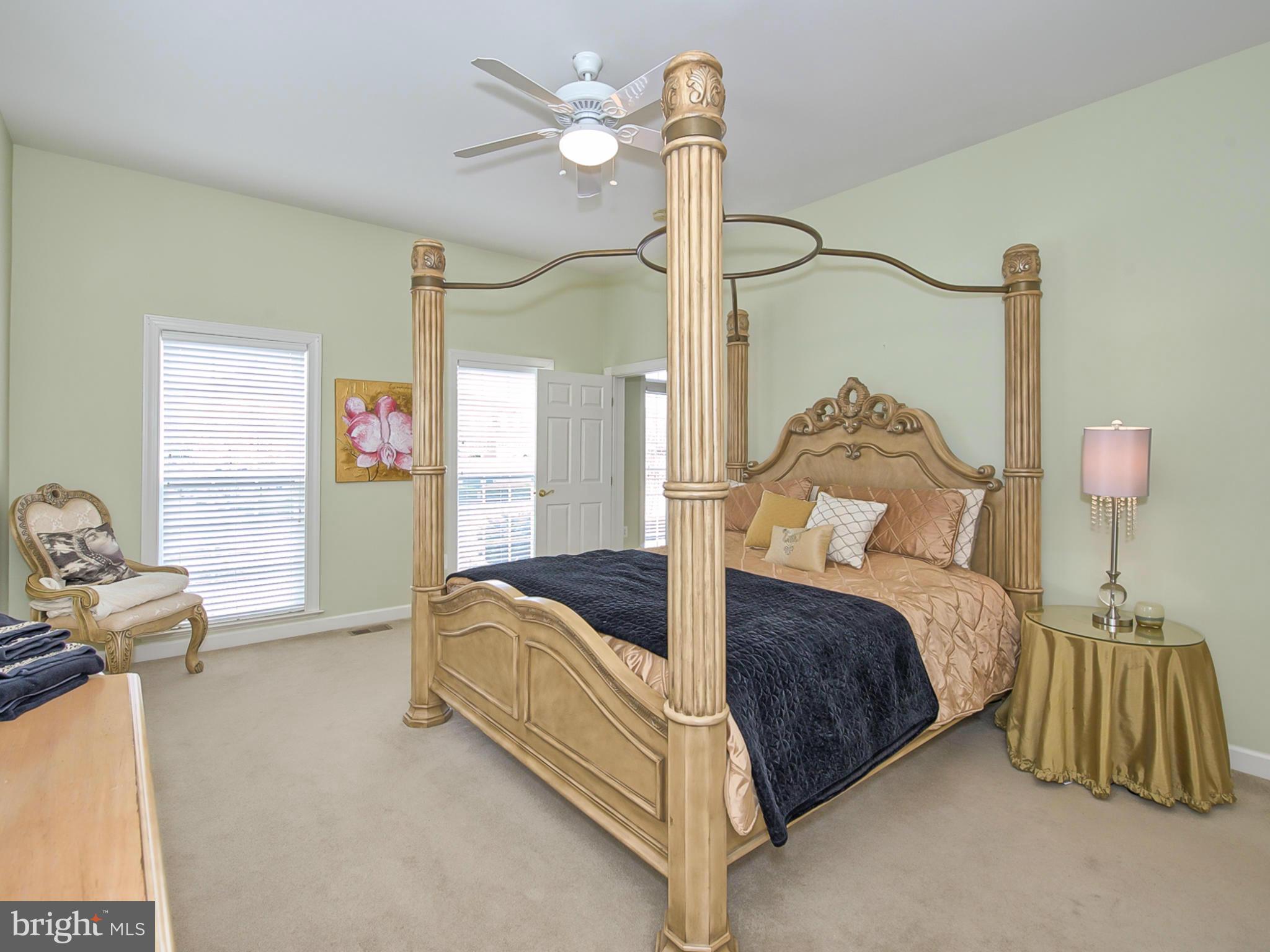 ADAMSTOWN COMMONS - Residential