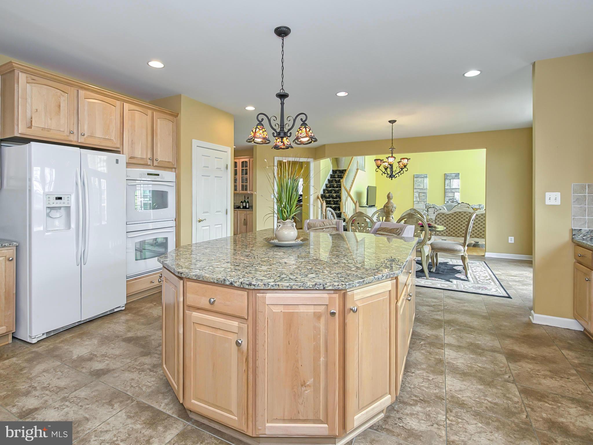 ADAMSTOWN COMMONS - Residential