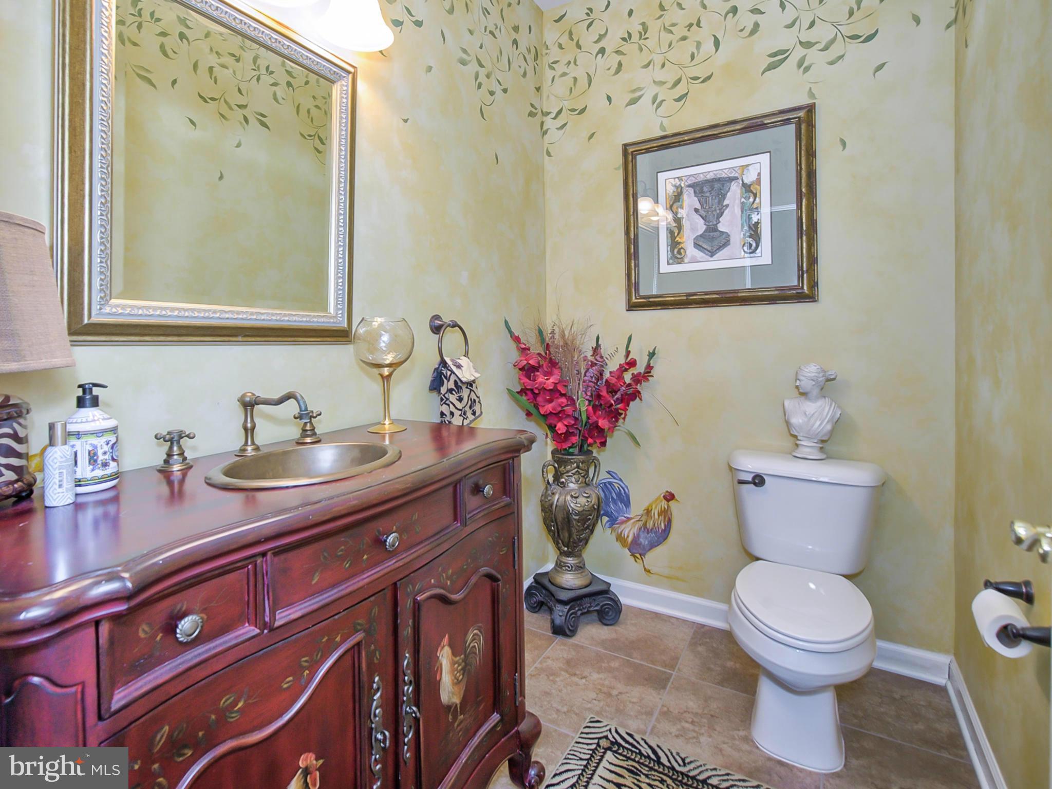 ADAMSTOWN COMMONS - Residential