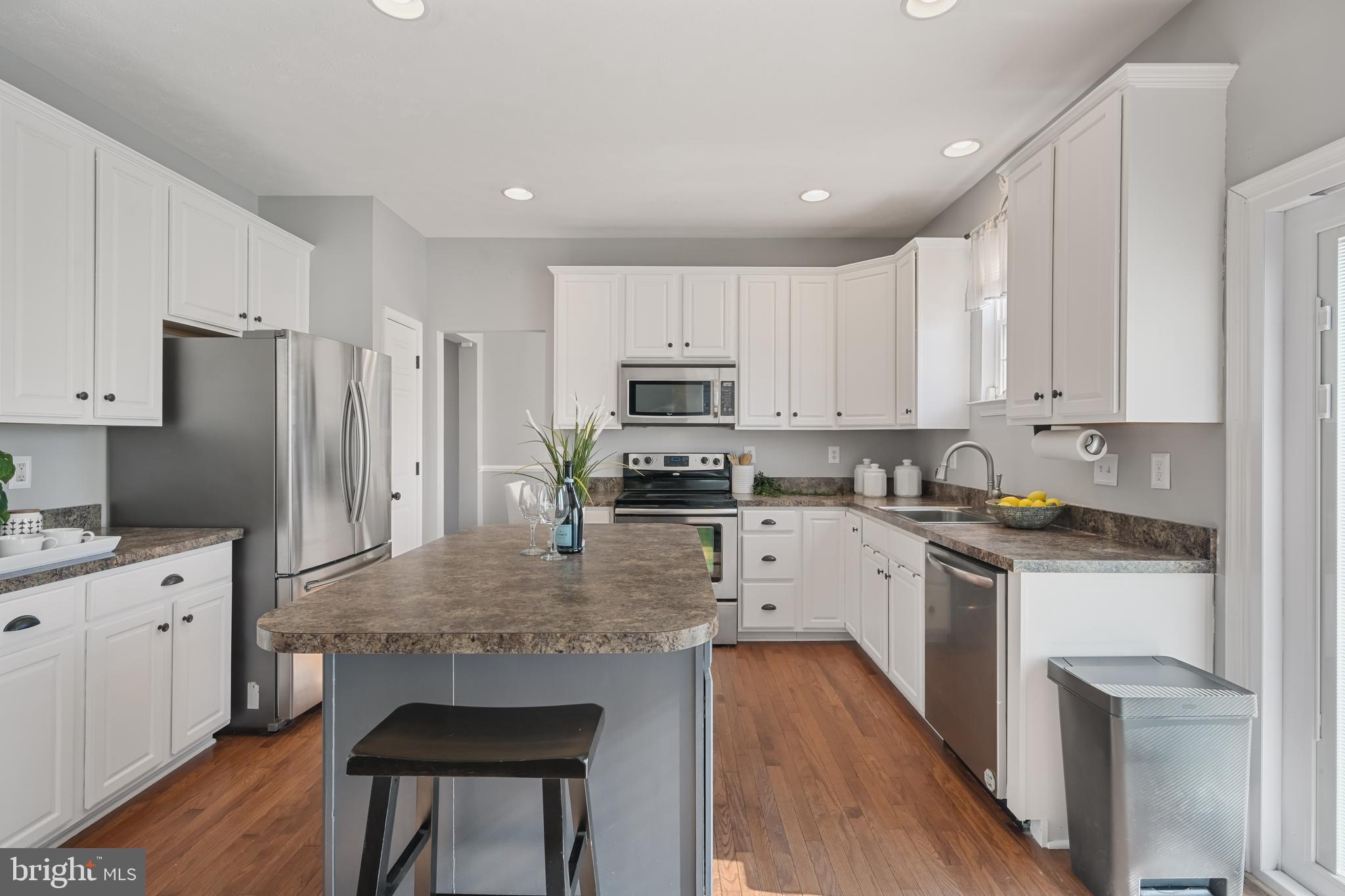 MOORES ORCHARD - Residential