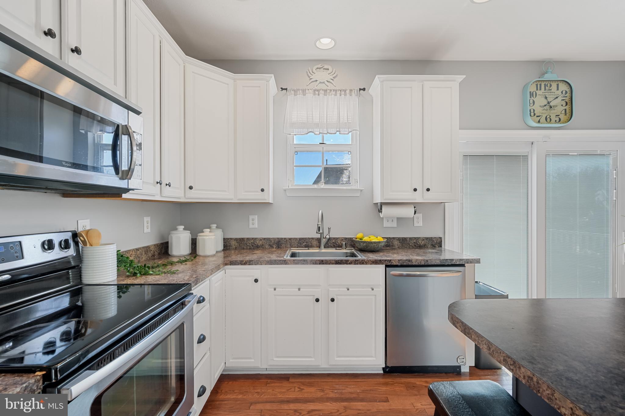 MOORES ORCHARD - Residential