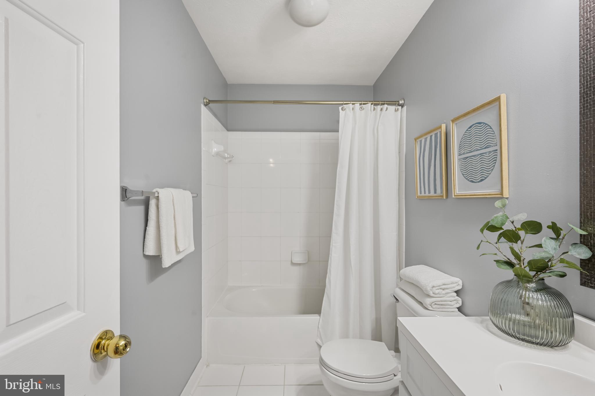 MOORES ORCHARD - Residential