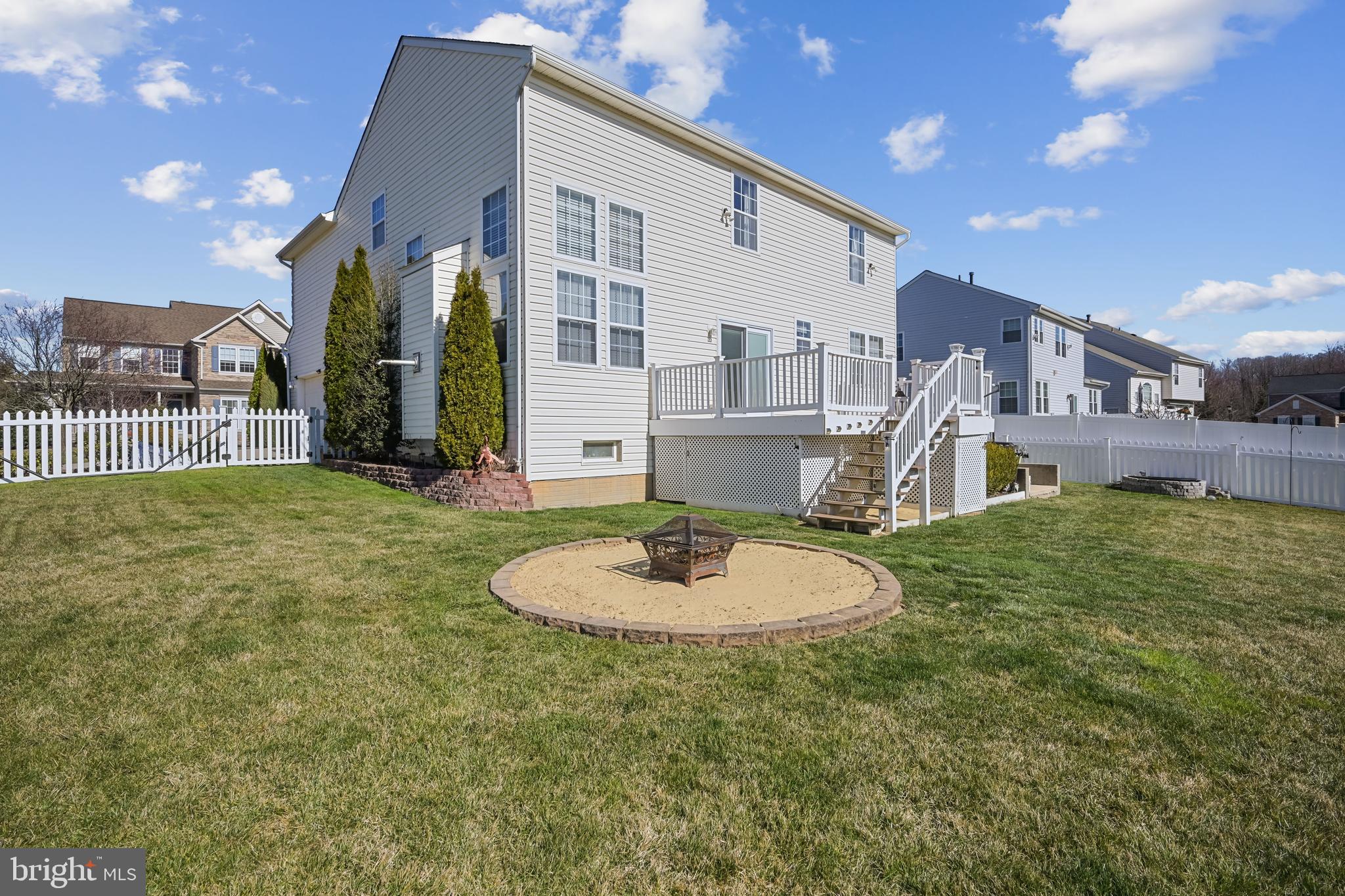 MOORES ORCHARD - Residential