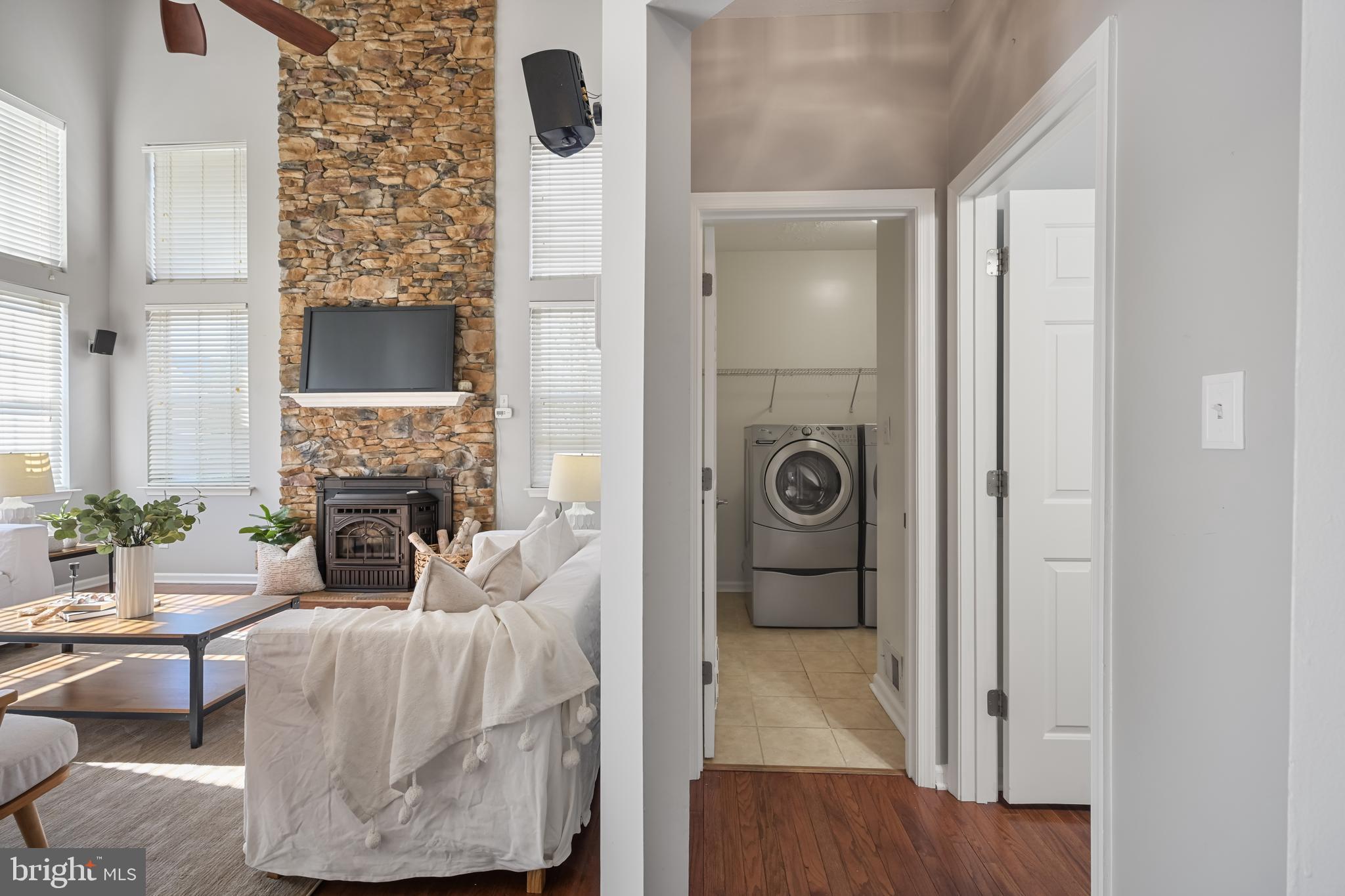 MOORES ORCHARD - Residential