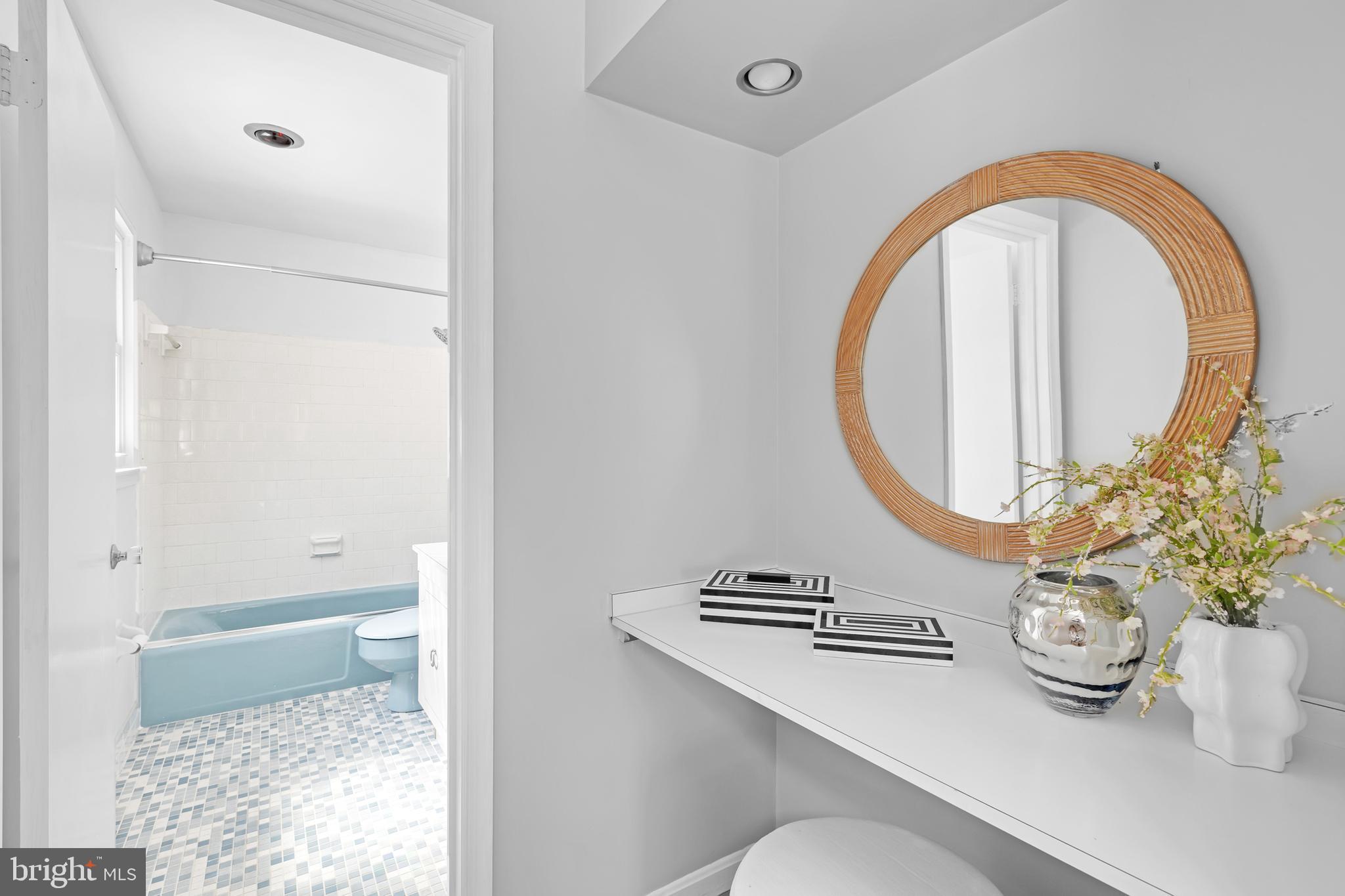 MT VERNON MANOR - Residential