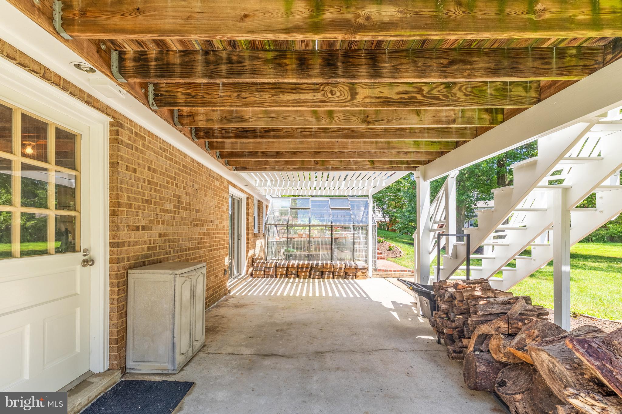 MT VERNON MANOR - Residential