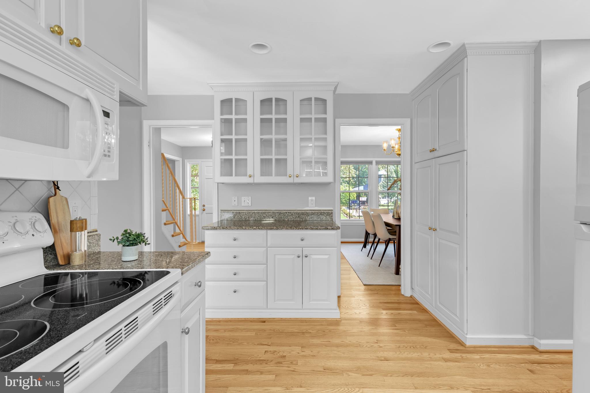 MT VERNON MANOR - Residential