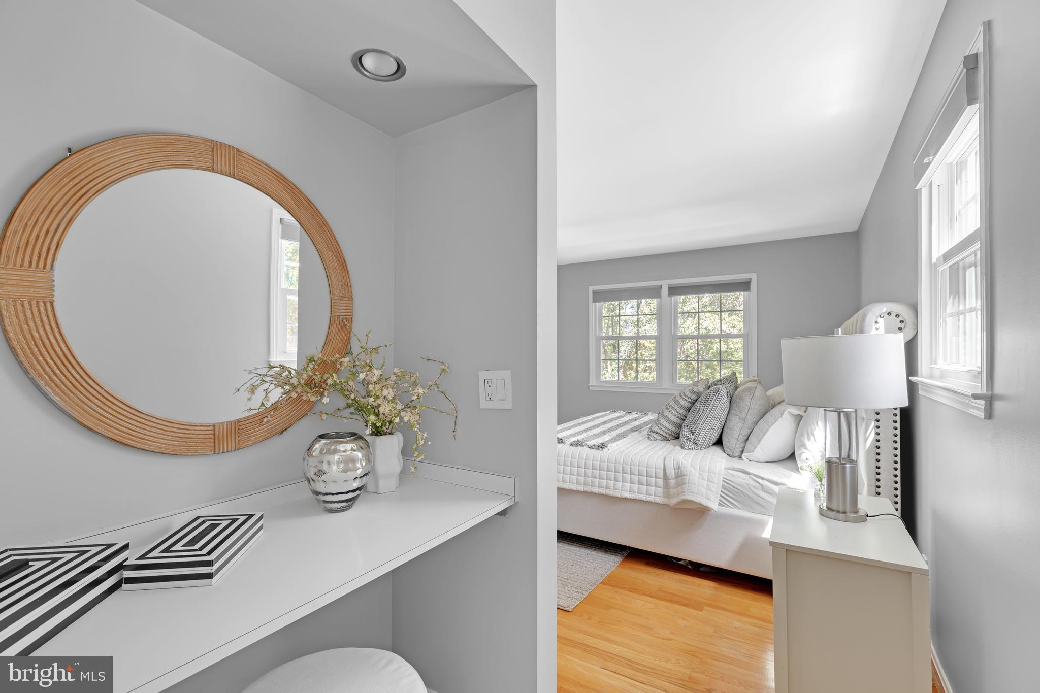 MT VERNON MANOR - Residential