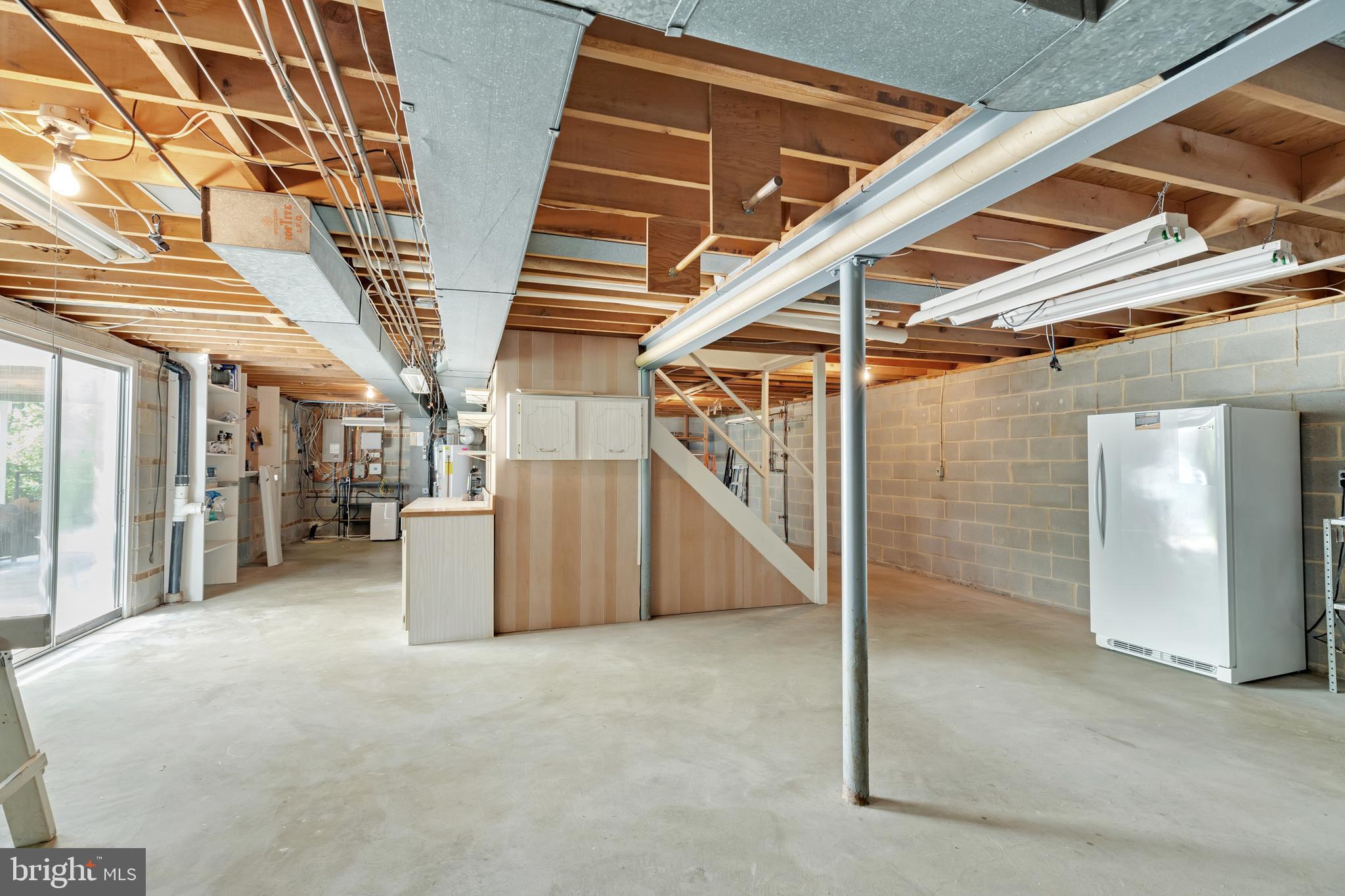 MT VERNON MANOR - Residential