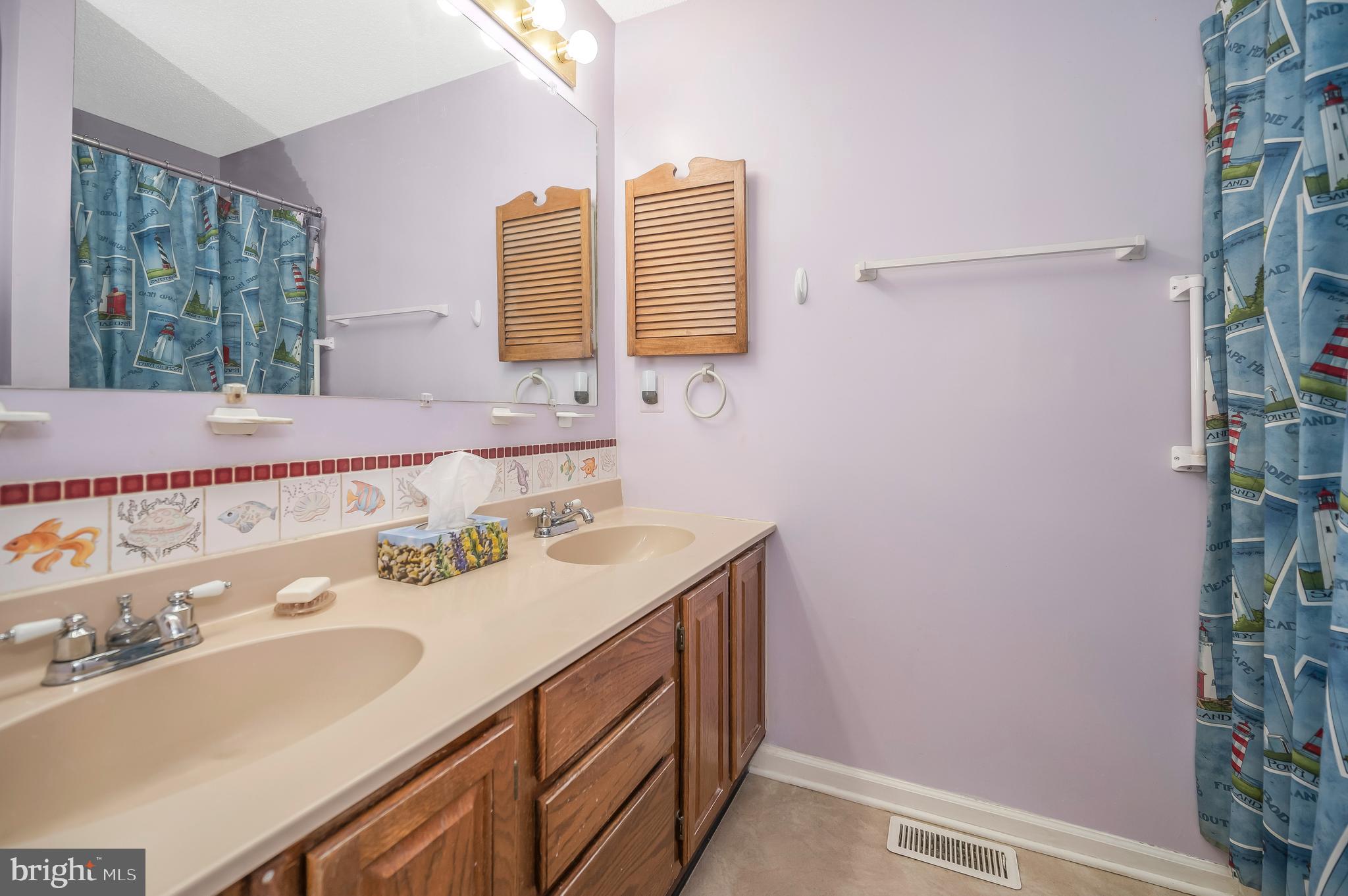 LAKE OF THE WOODS - Residential