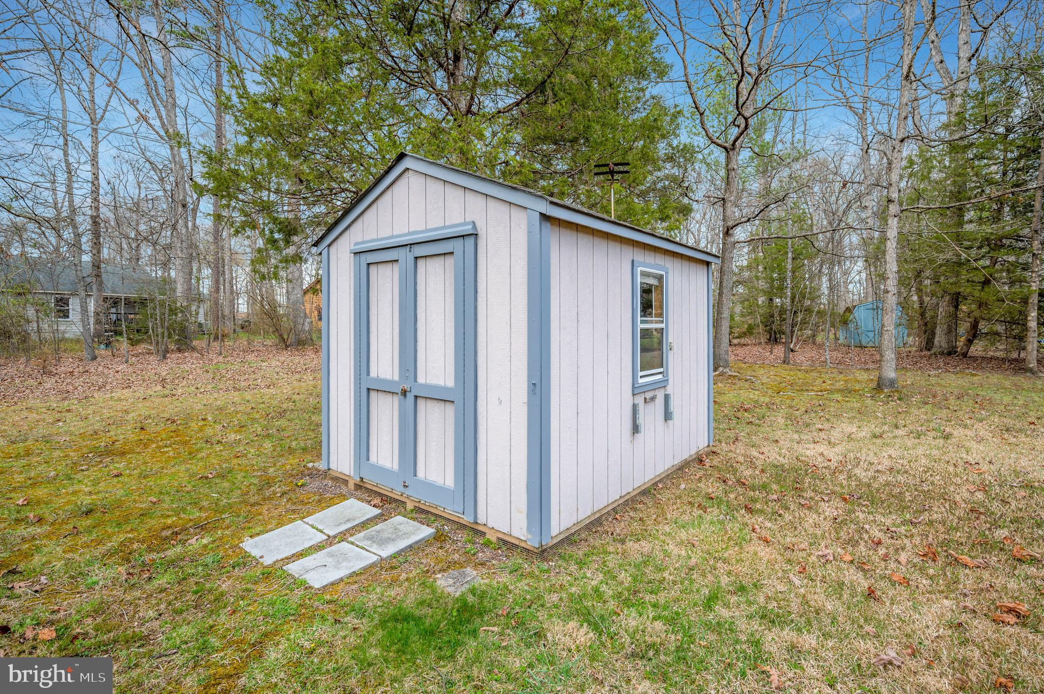 LAKE OF THE WOODS - Residential