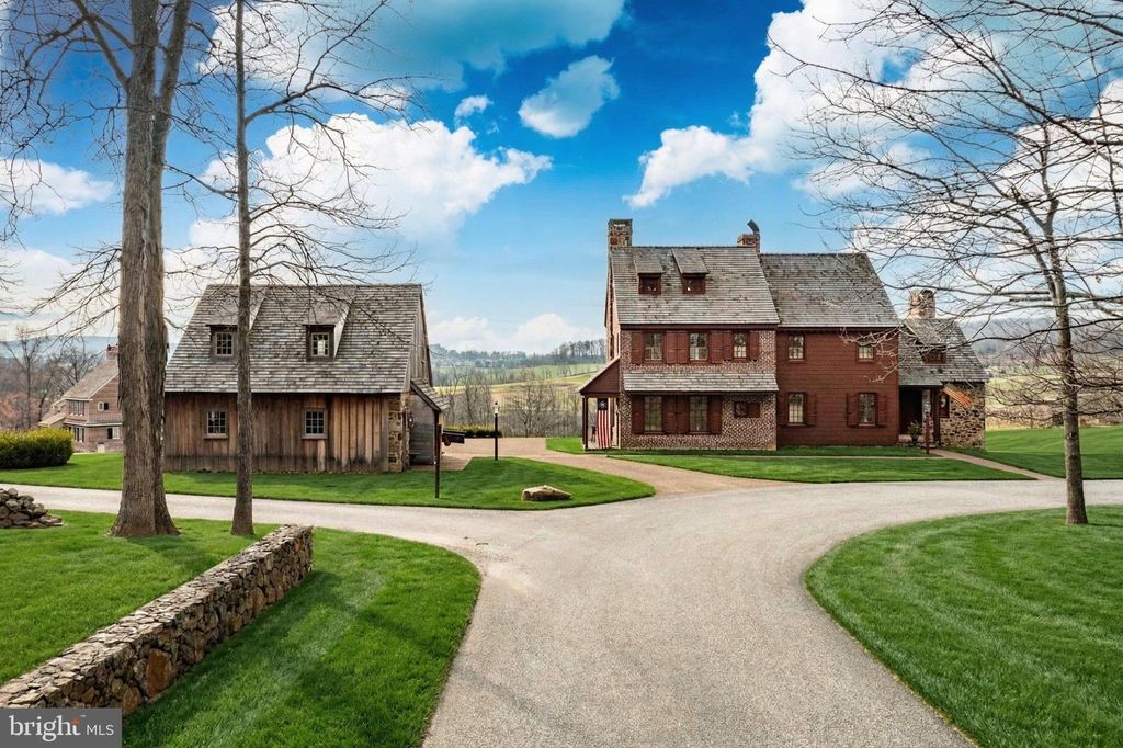 Photo of 202 Privet Lane, ELVERSON, PA 19520 (MLS # PACT2120696)