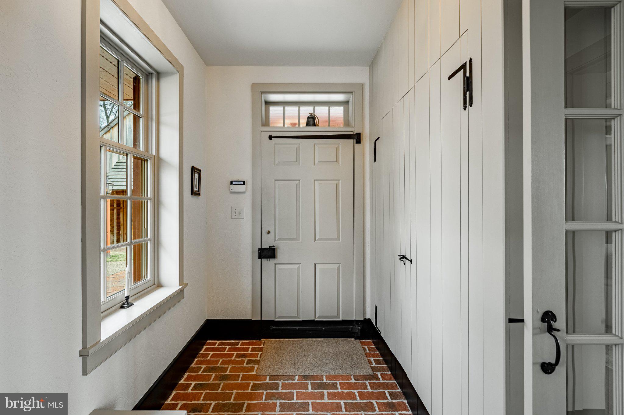 OLDEBULLTOWNVILLAGE - Residential