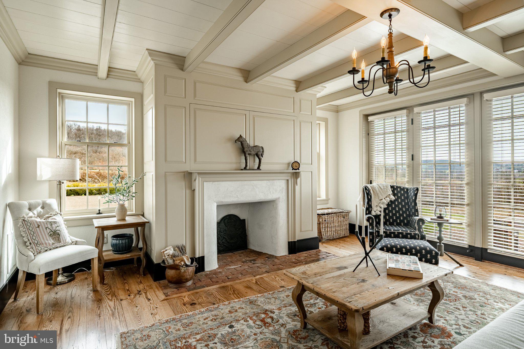 OLDEBULLTOWNVILLAGE - Residential