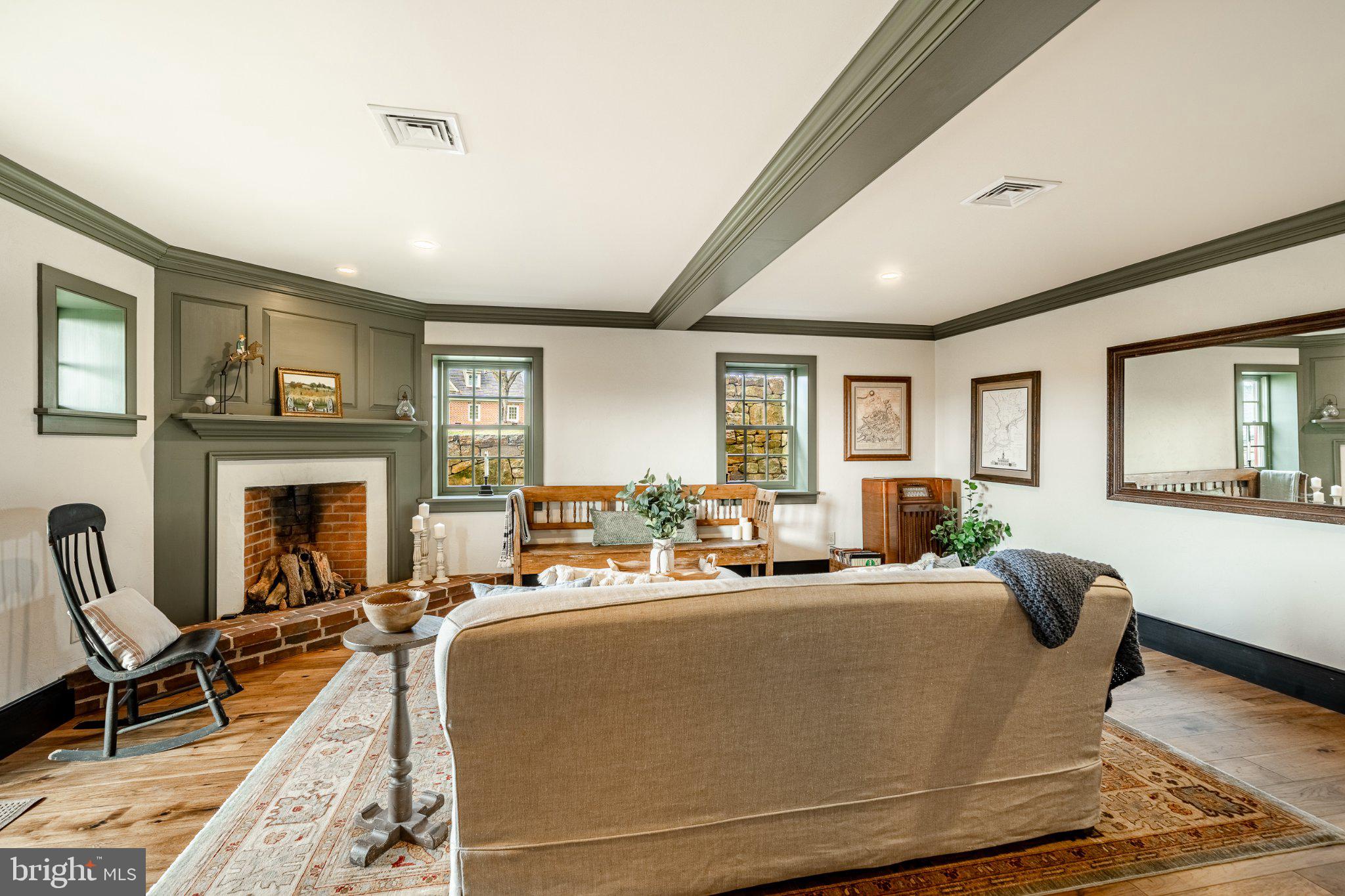 OLDEBULLTOWNVILLAGE - Residential